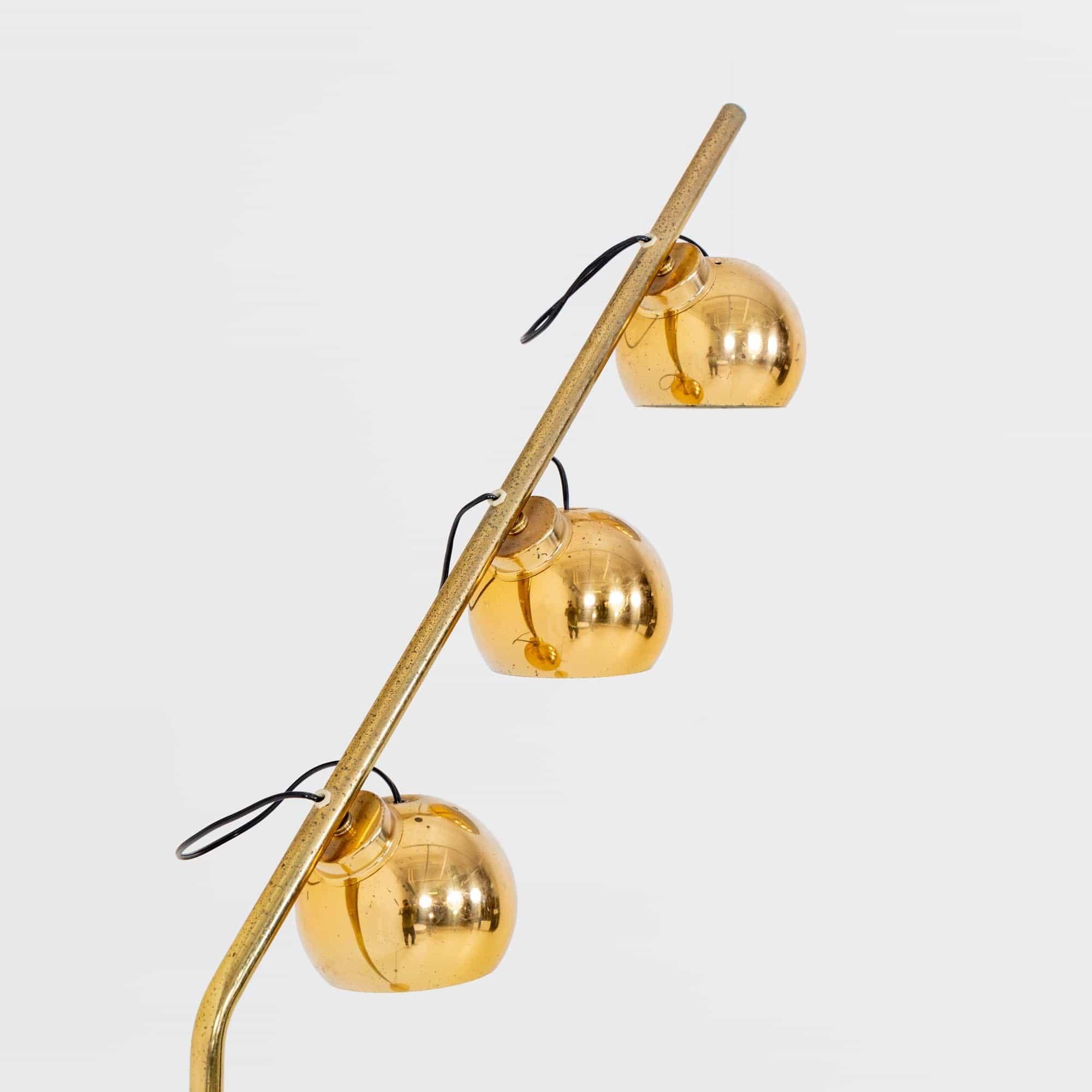 Mid-Century Modern Brass Floor Lamp with three Light Bulbs, Italy 1970s For Sale