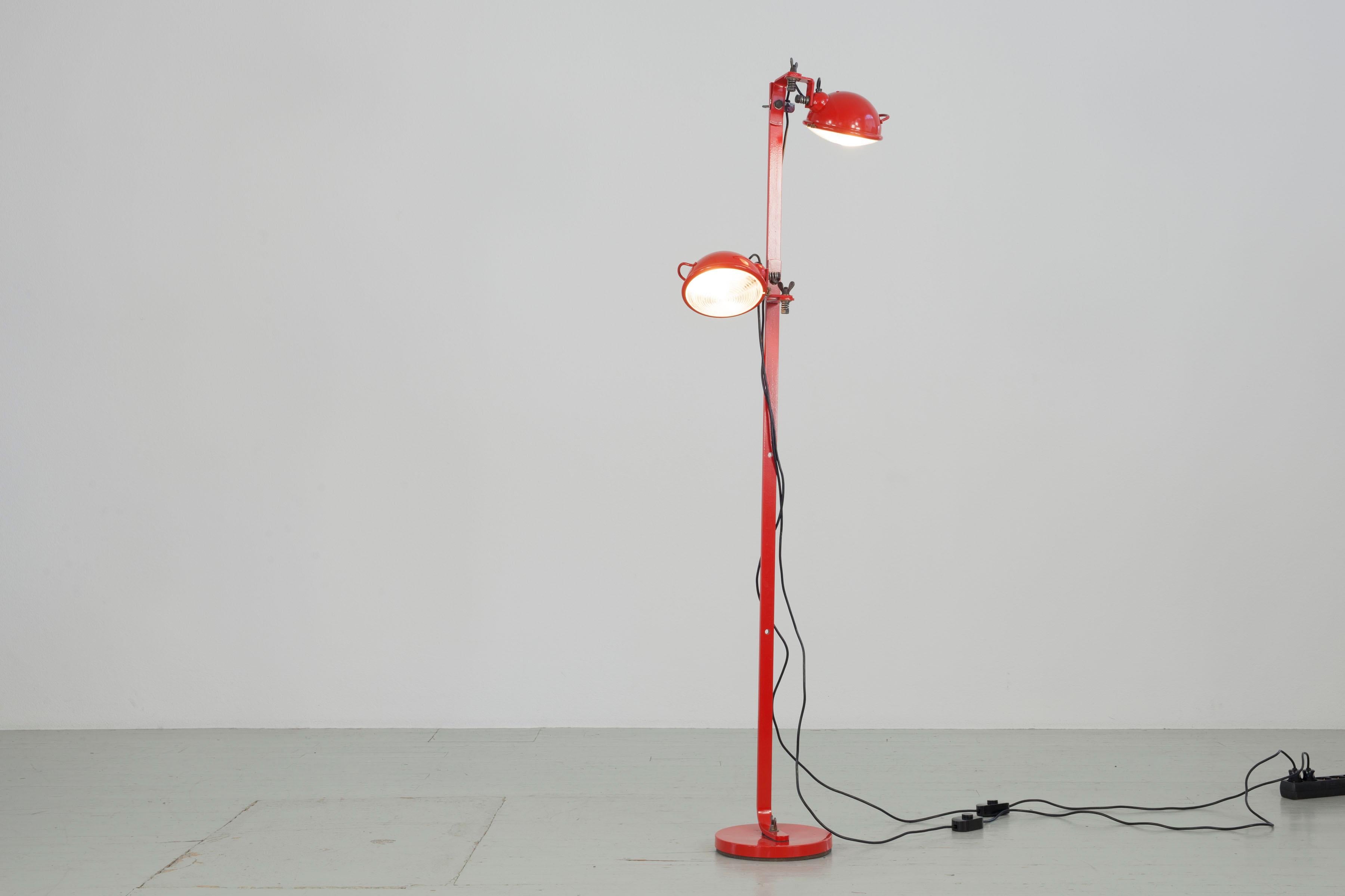 Red painted metal Floorlamp with two adjustable reflectors made of molded glass. - Model 