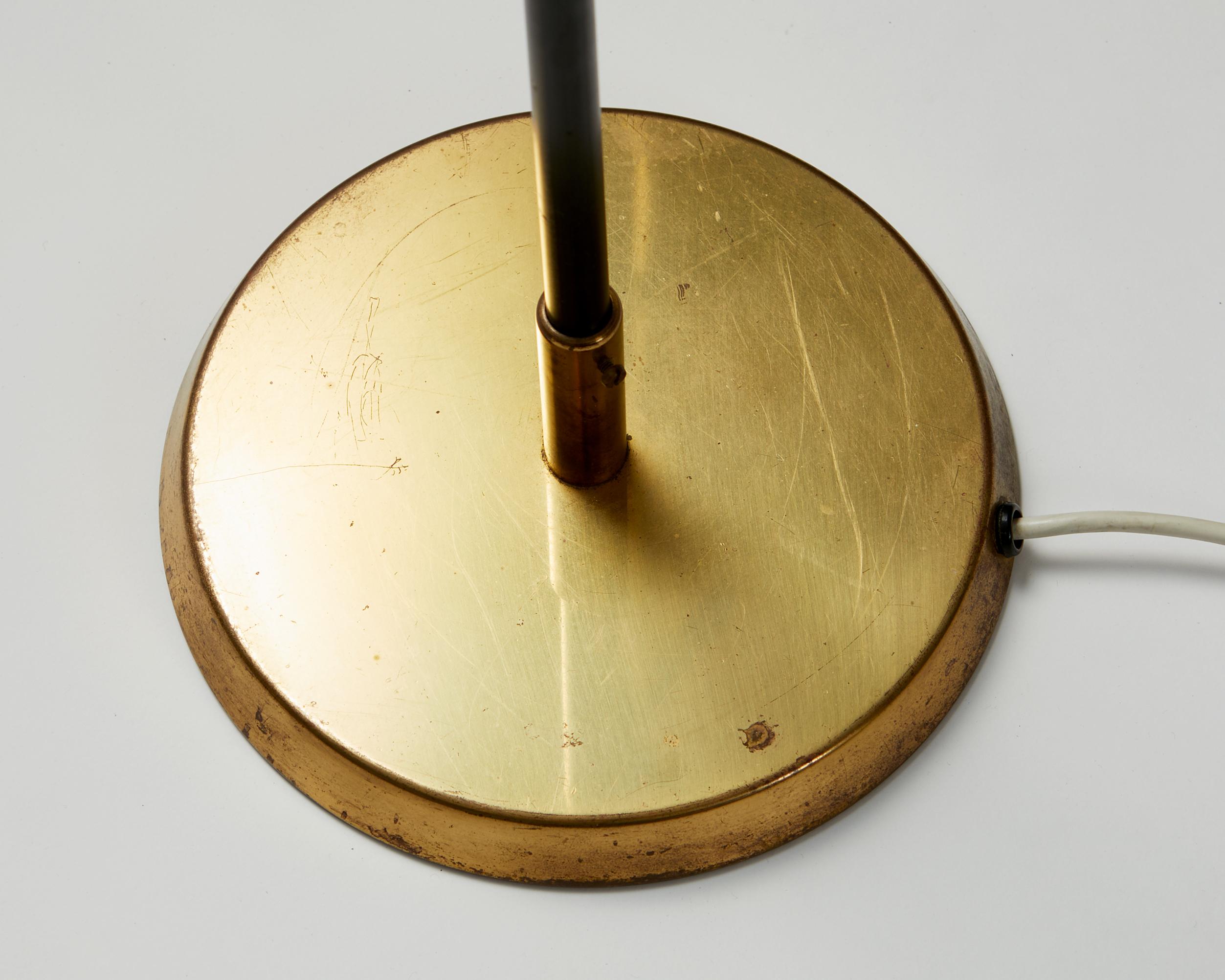 Scandinave moderne Lampadaire « K10-2′′ conçu par Maria Lindeman, Finlande, années 1950 en vente