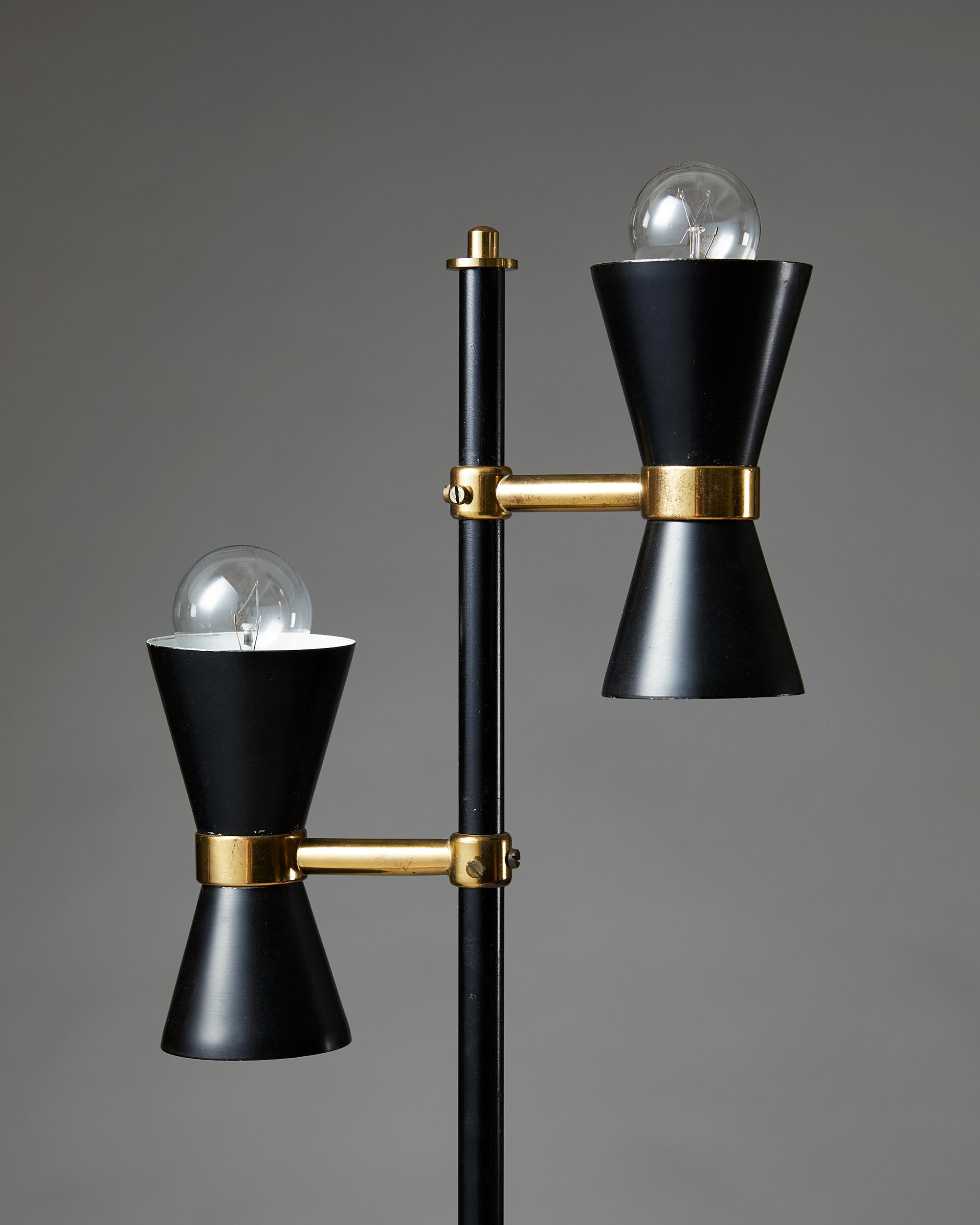 Milieu du XXe siècle Lampadaire « K10-2′′ conçu par Maria Lindeman, Finlande, années 1950 en vente