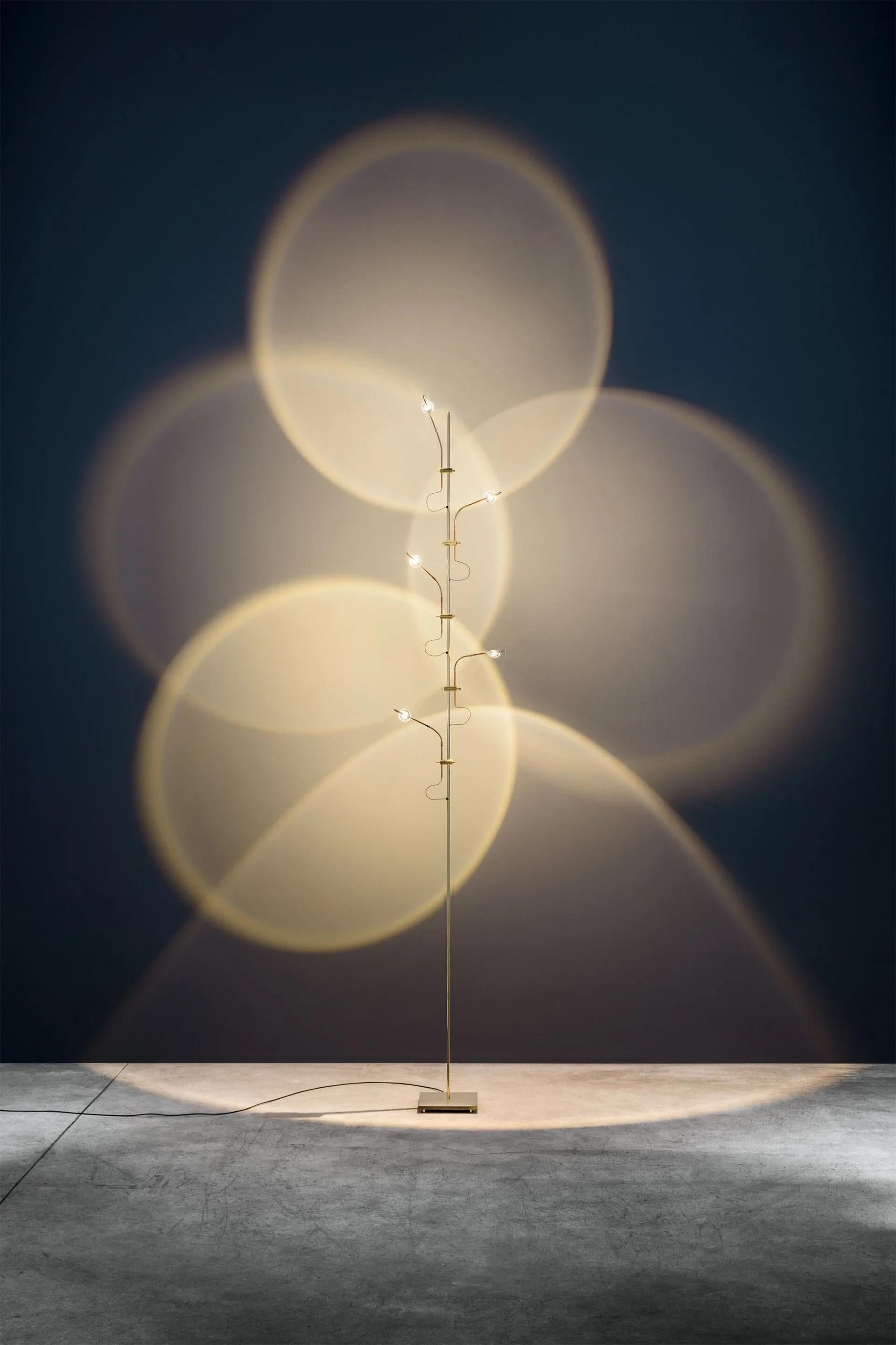 Italiano Lampada da terra led Catellani & Smith Wa Wa - Ottone in vendita