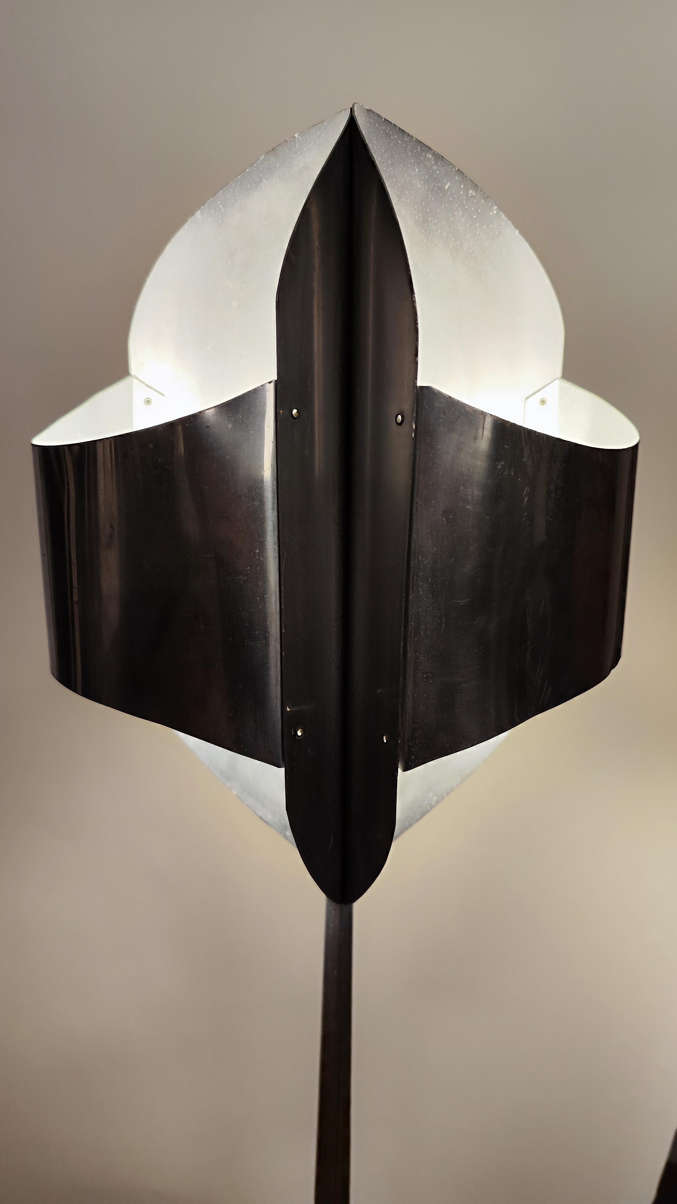 Floor lamp may attributed to Roger Tallon - 1965-1970 - France For Sale 12