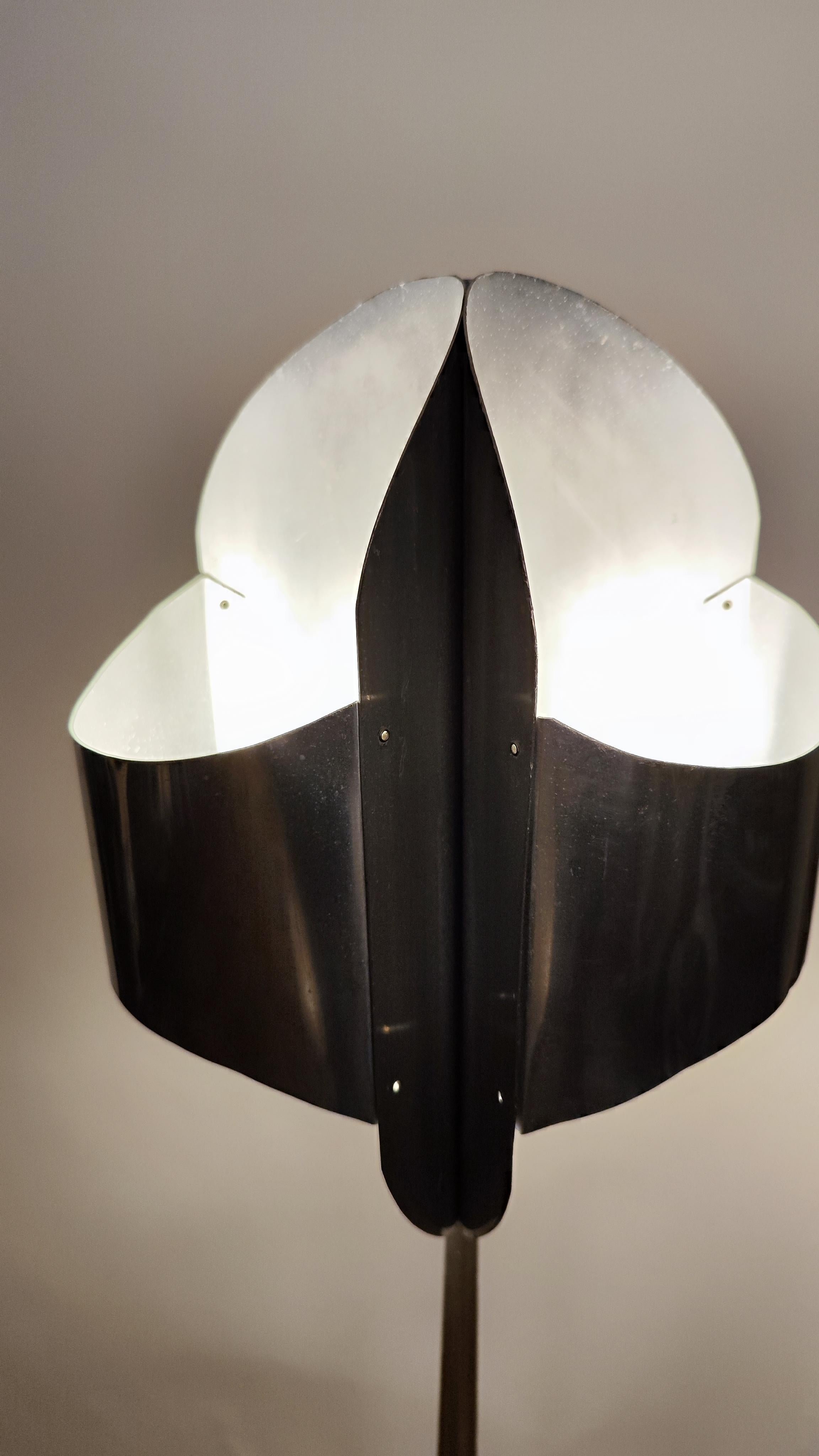 Floor lamp may attributed to Roger Tallon - 1965-1970 - France For Sale 13