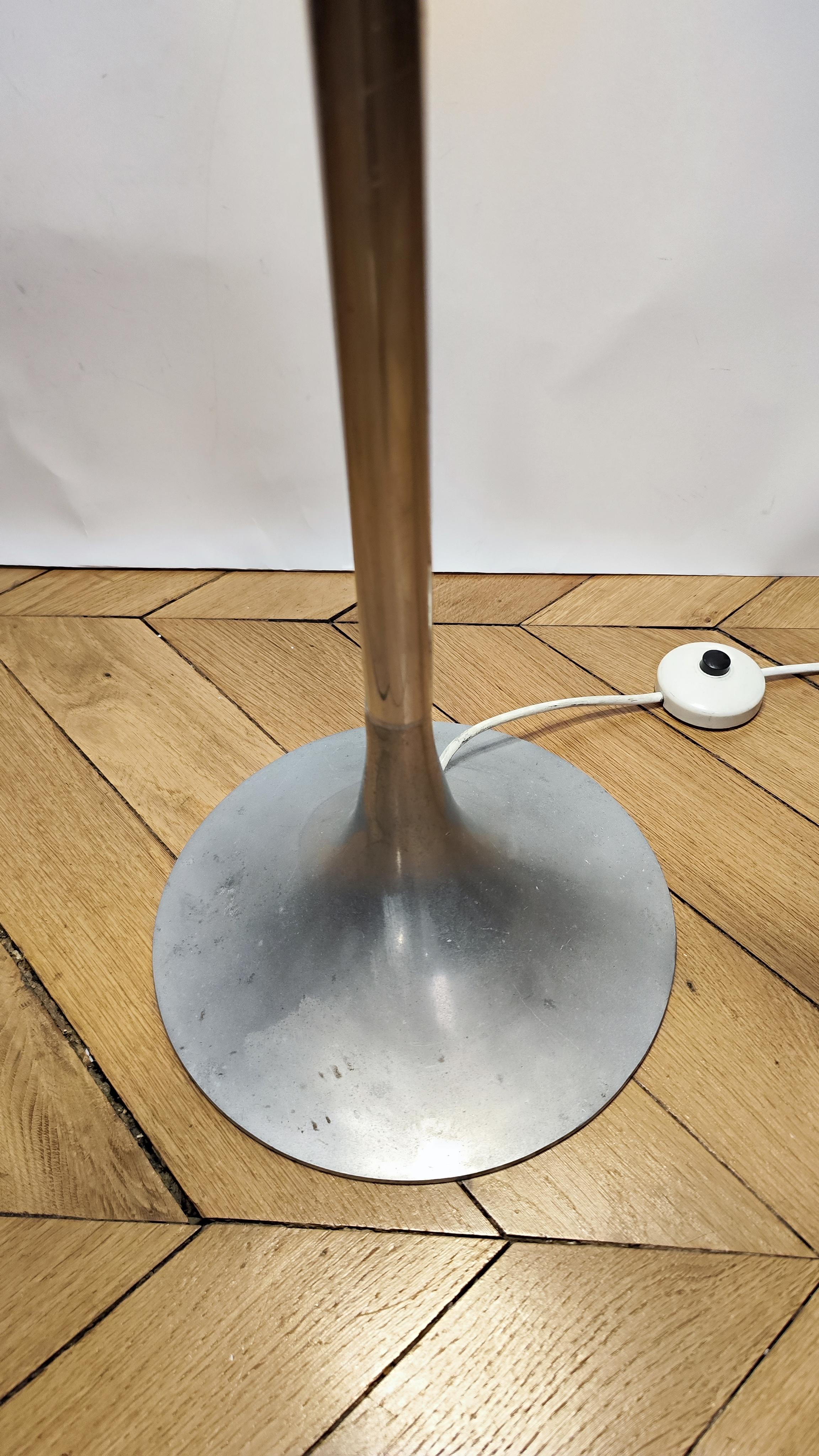 Floor lamp may attributed to Roger Tallon - 1965-1970 - France For Sale 1