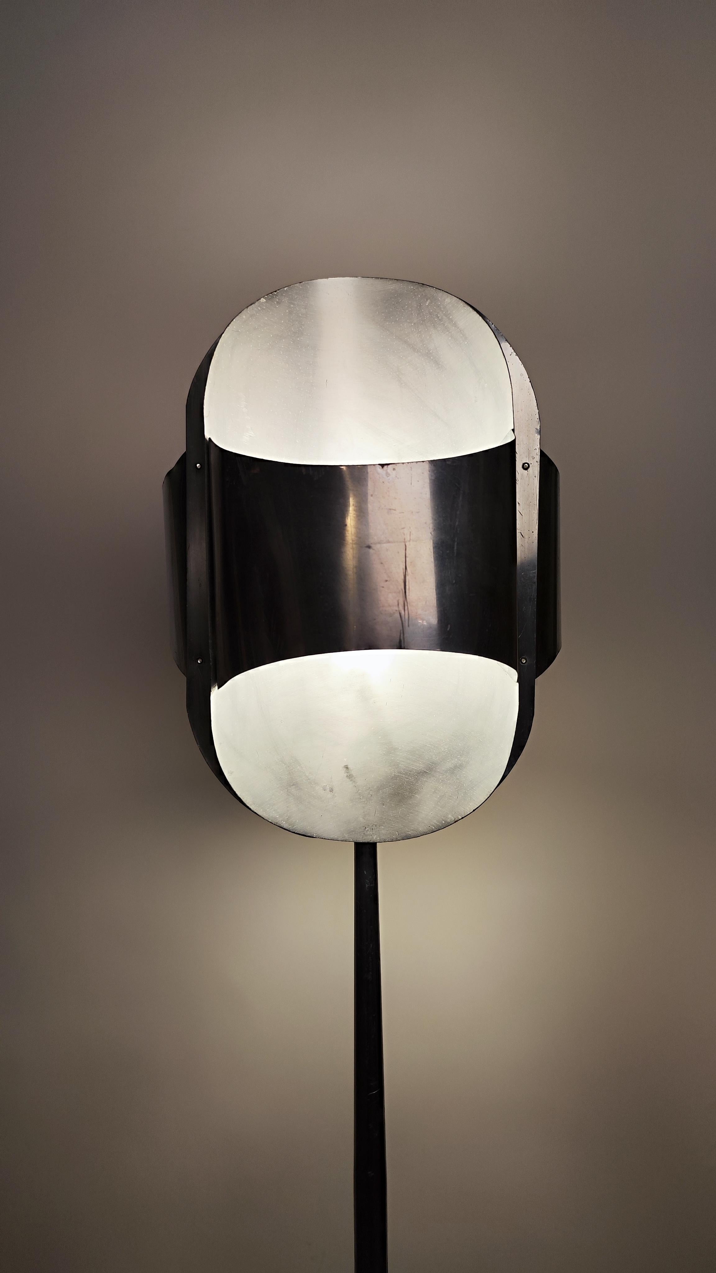 Floor lamp may attributed to Roger Tallon - 1965-1970 - France For Sale 3