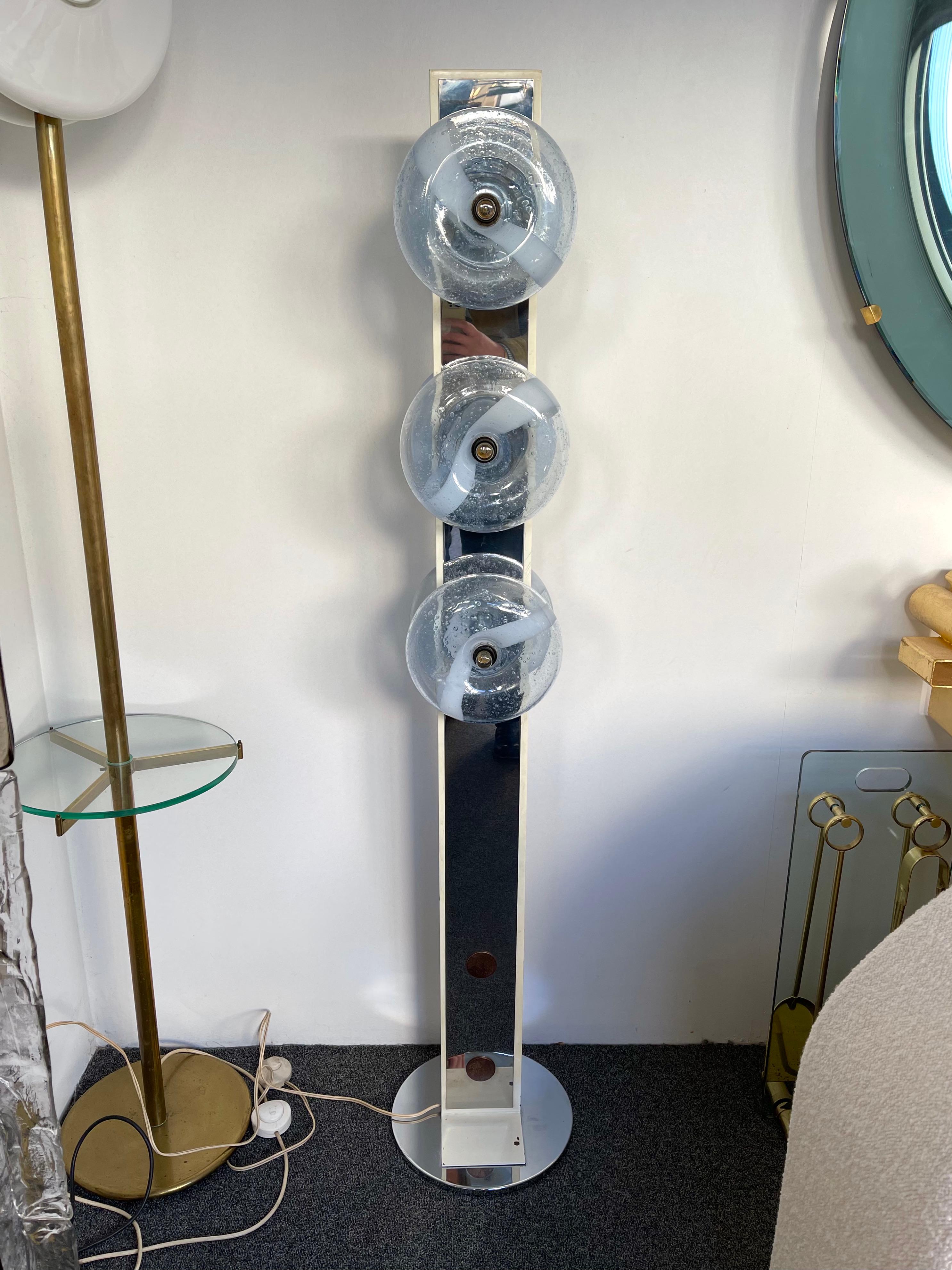 Floor Lamp Metal and Blue Murano Glass Donuts by Mazzega, Italy, 1970s For Sale 4