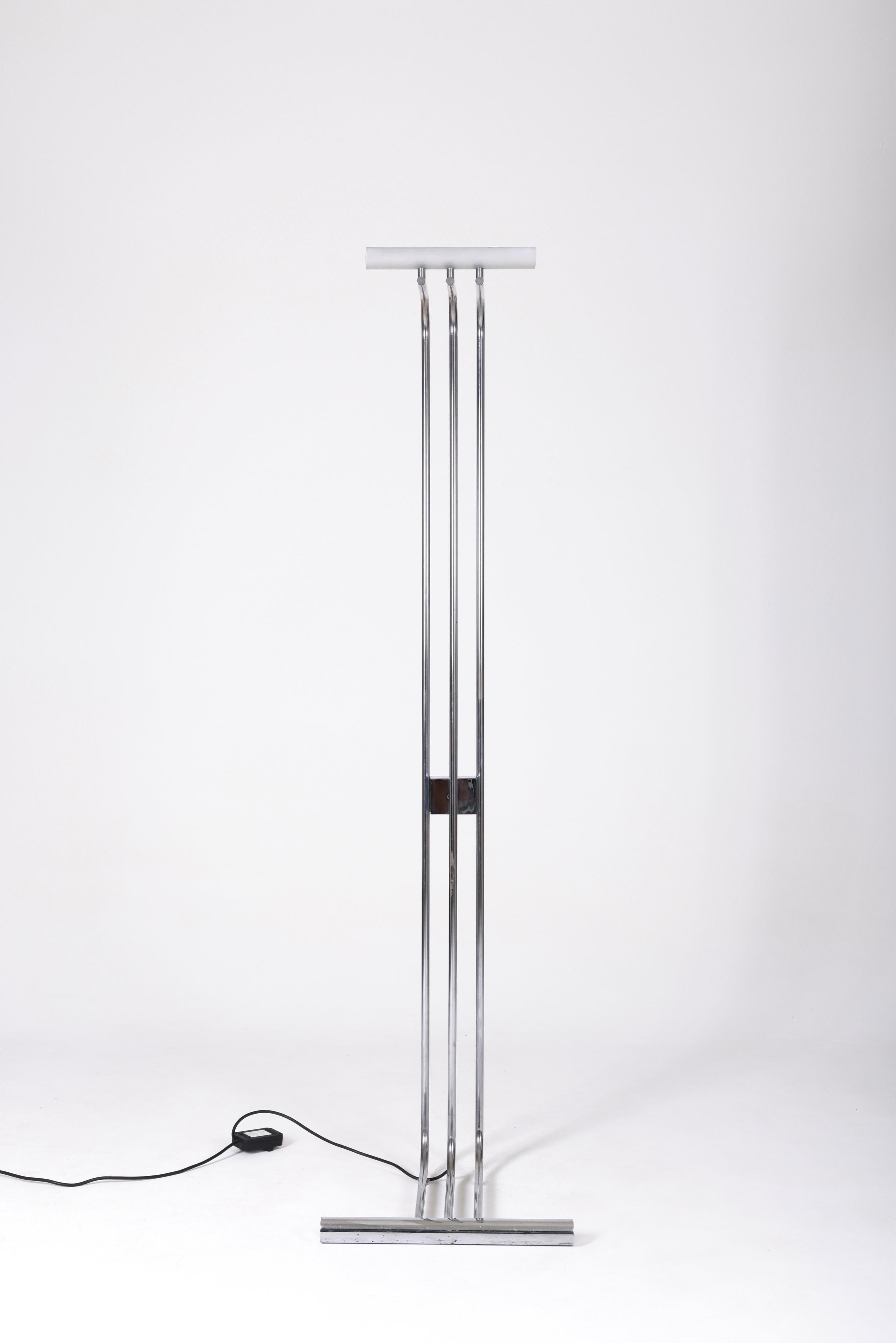 Floor lamp 10507 published by Verre Lumière in the 1970s. Functional and in beautiful condition.
Lp1113.