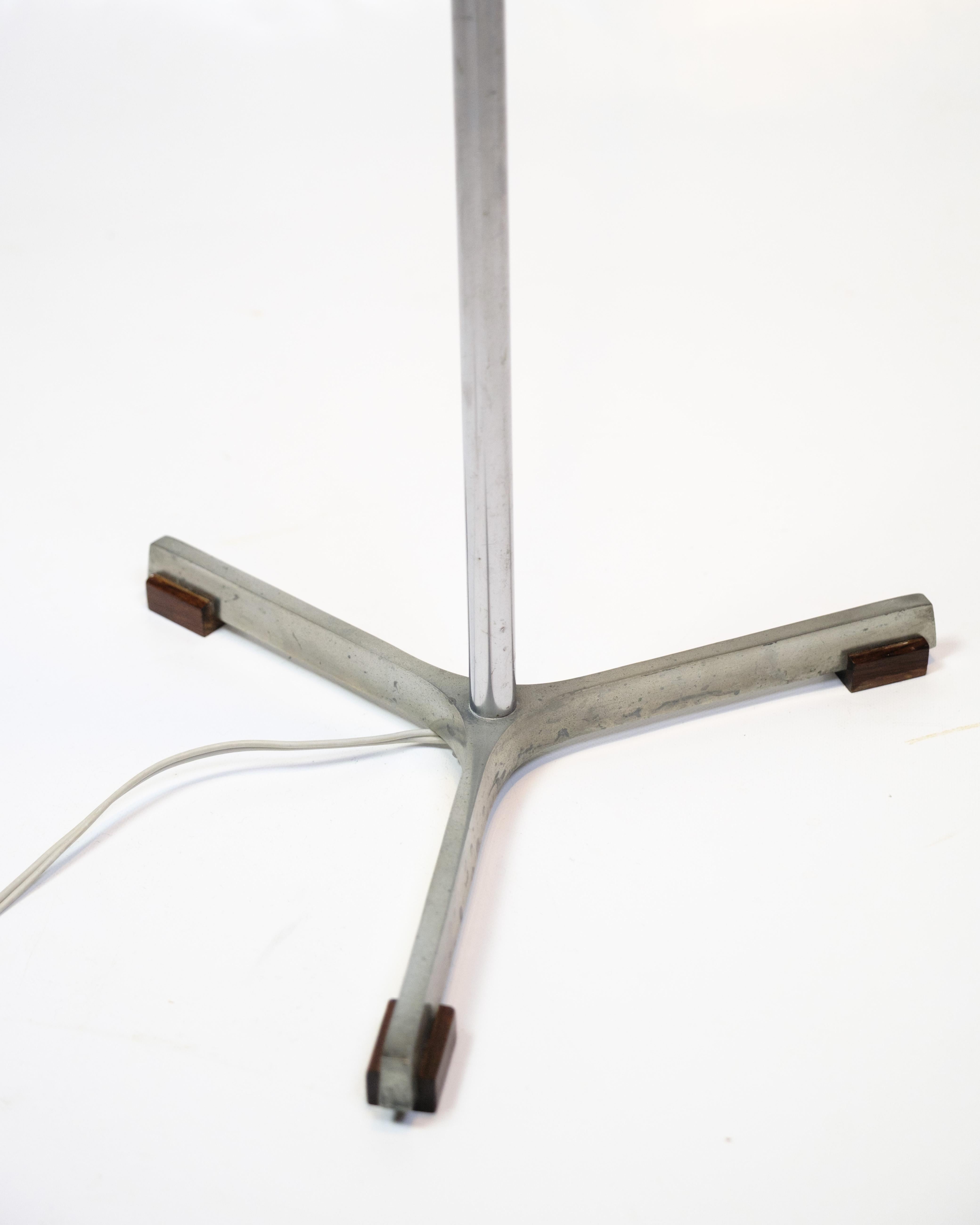Floor Lamp Model 294 Made In Steel & Rosewood By Jo Hammerborg For Fog & Morup (Mitte des 20. Jahrhunderts) im Angebot