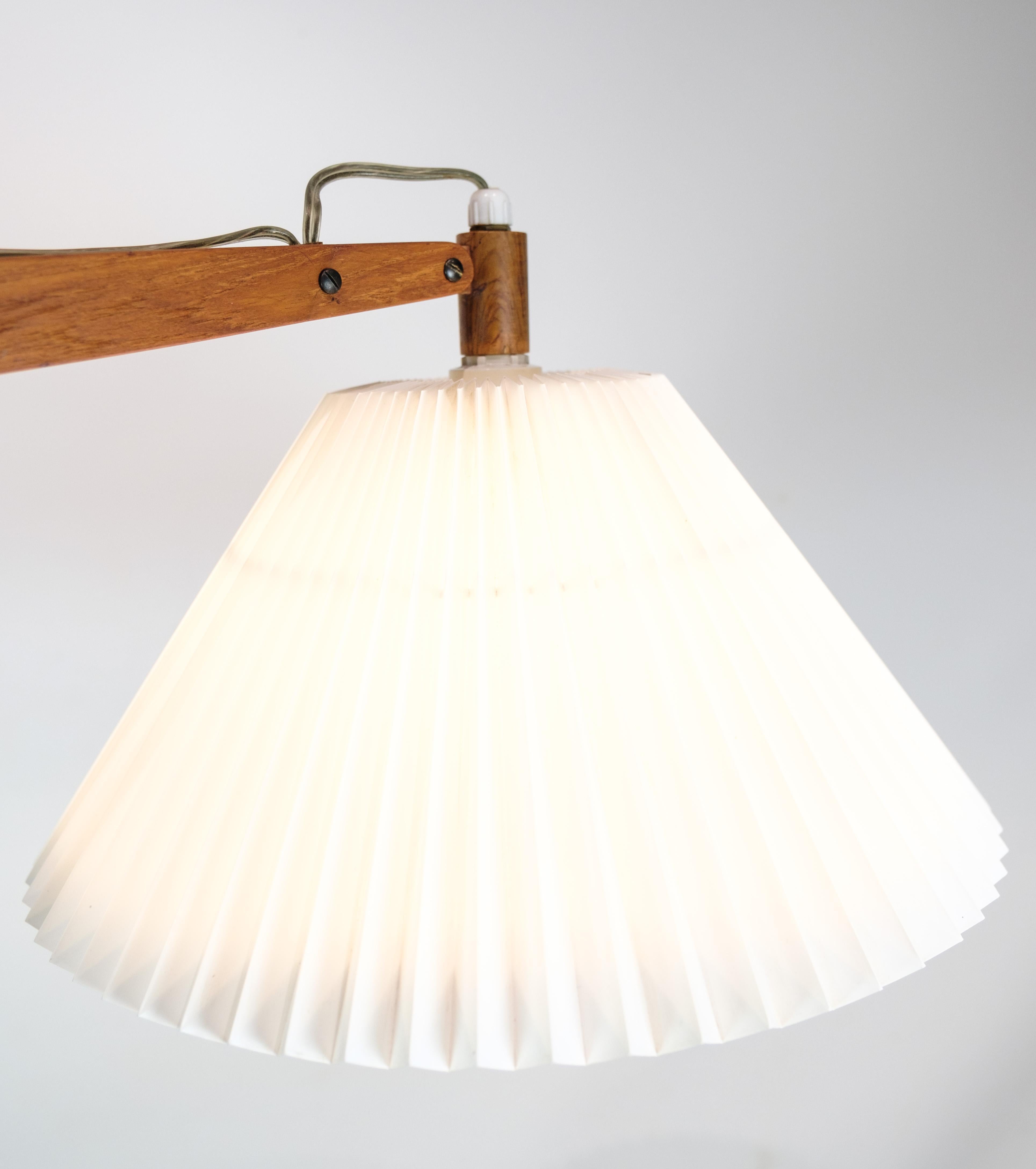 Floor lamp, Model 325, Le Klint, Vilhelm Wohlert, Teak, 1950s 3