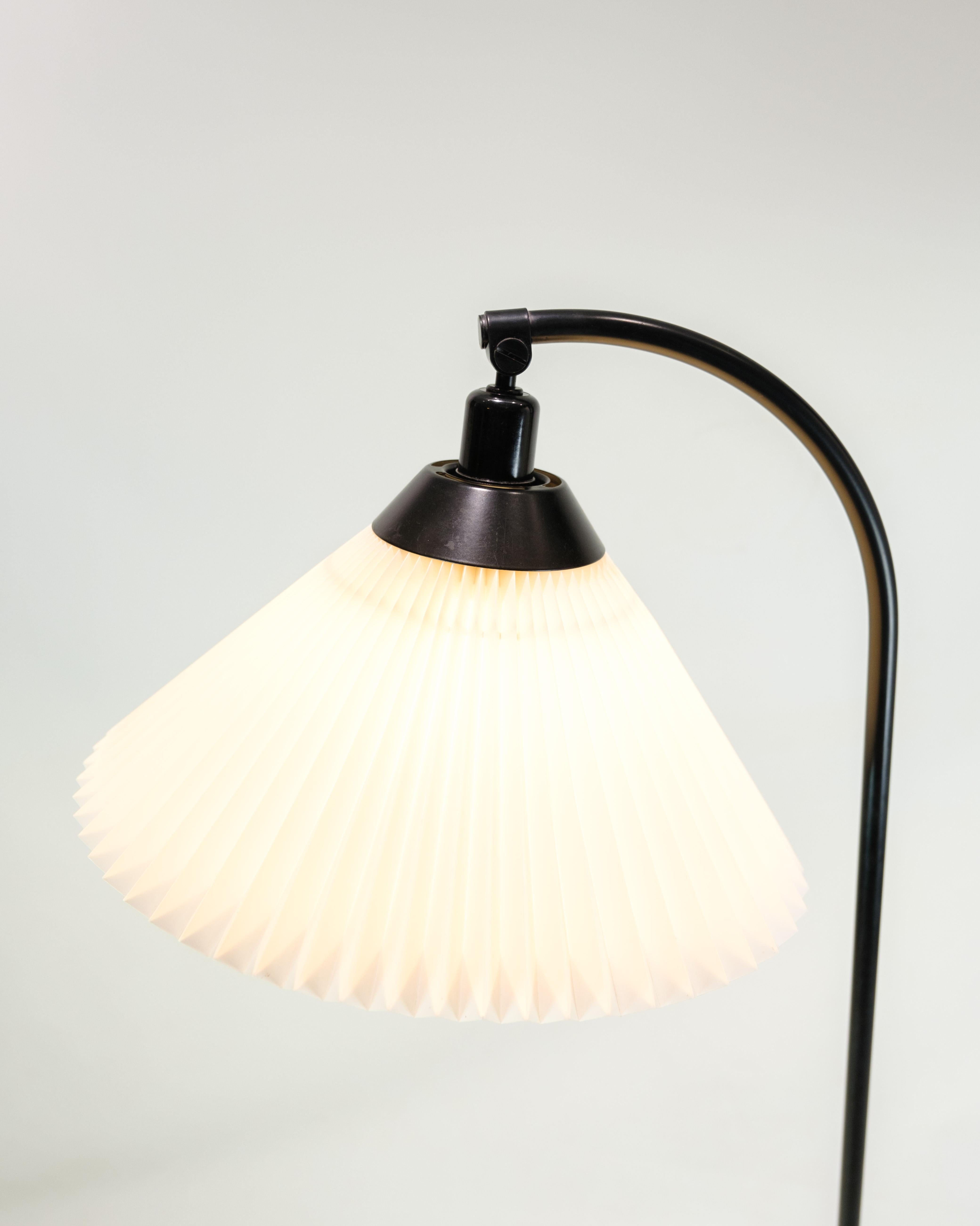 Lampadaire Modèle 368 En Métal Laqué Noir Par Flemming Agger en vente 2