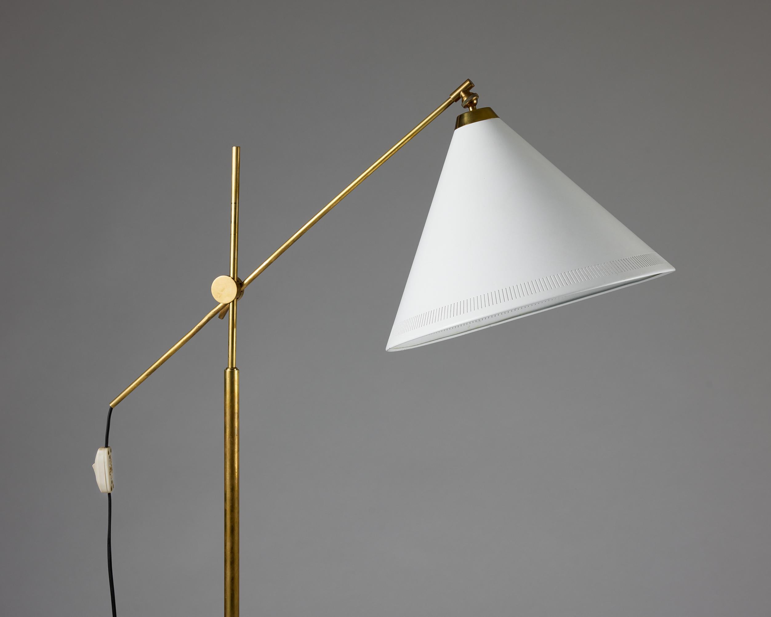 Danois Lampadaire modèle 376 Am designs by TH. A Valentin pour Poul Dinesen Danemark, années 1960 en vente