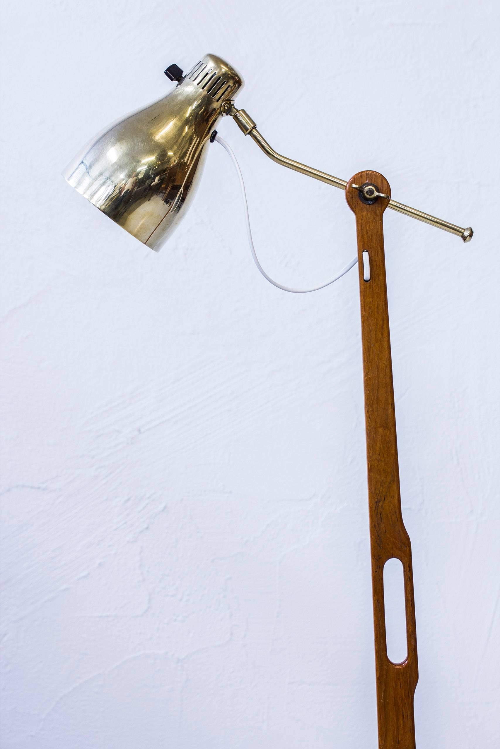 Swedish Floor Lamp Model 544 by Hans Bergström