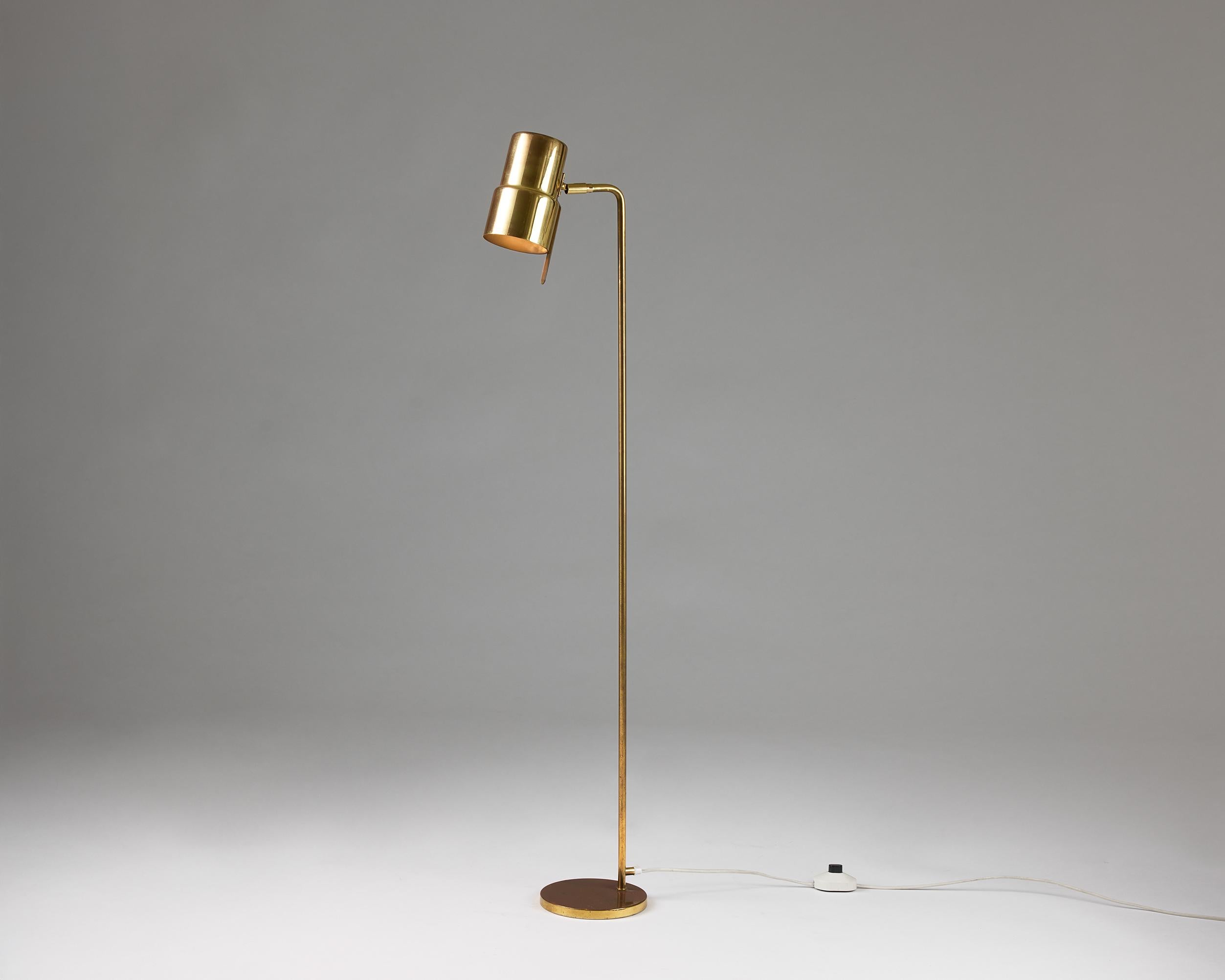 Suédois Lampadaire modèle G/152 Design/One Hans-Agne Jakobsson en vente