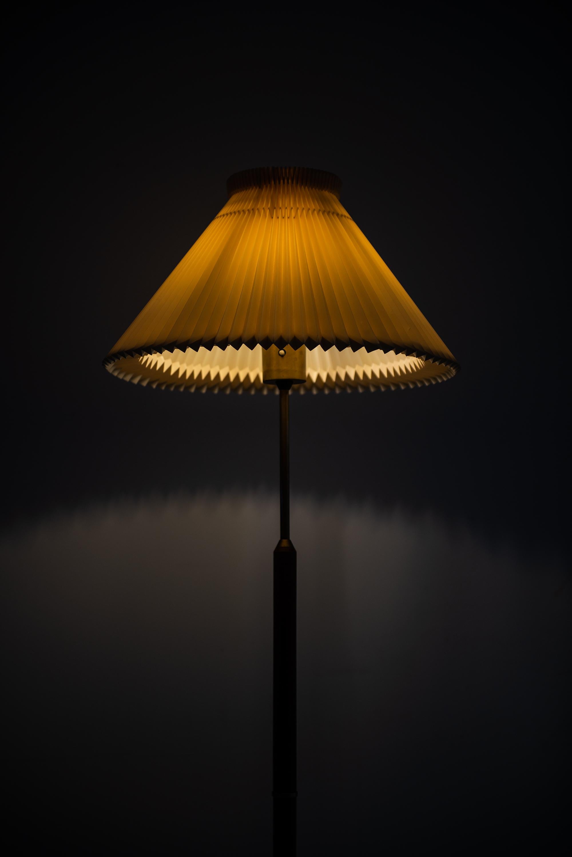 Suédois Lampadaire Modèle G-31 Produit par Bergbom en Suède en vente