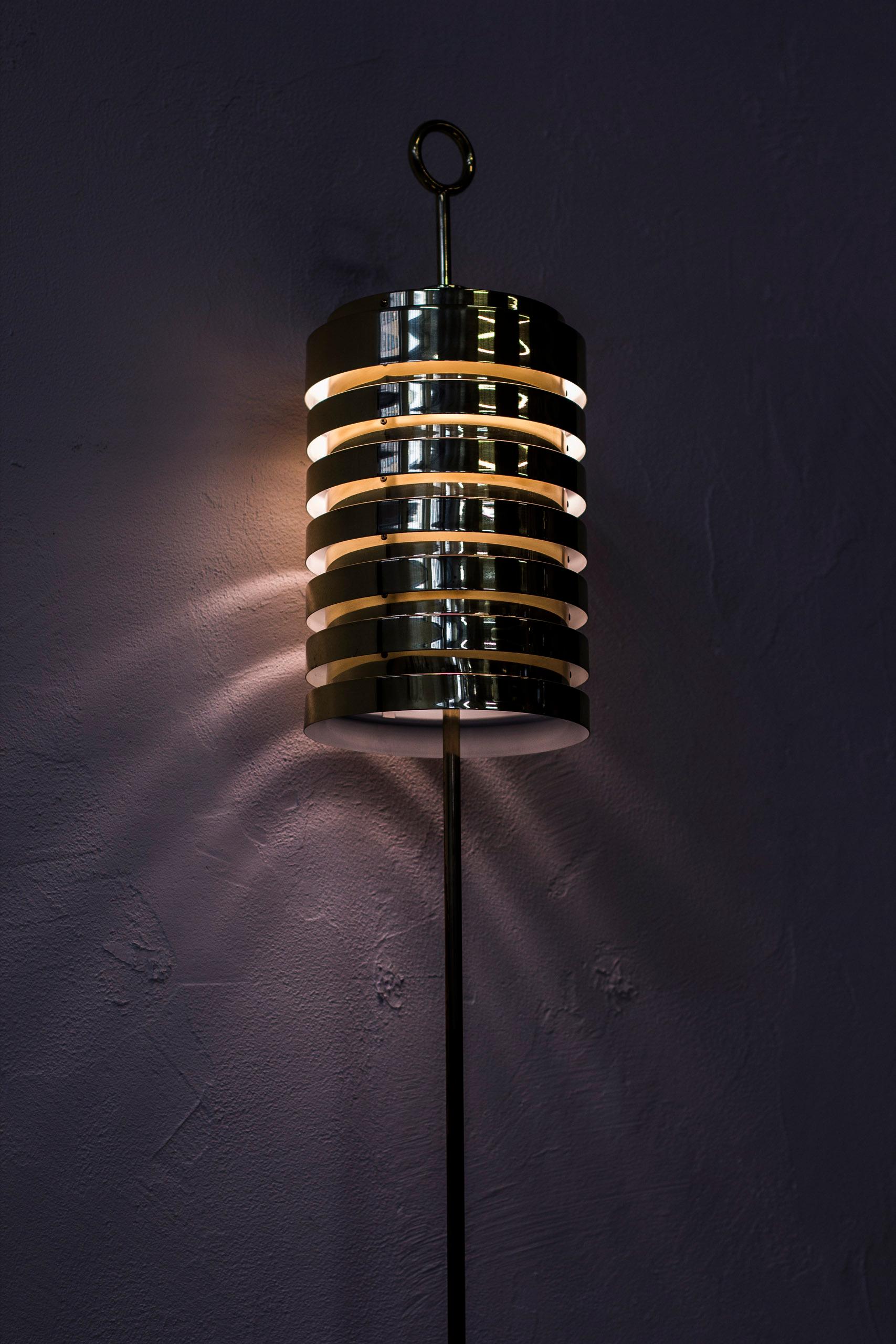 Floor Lamp Model 