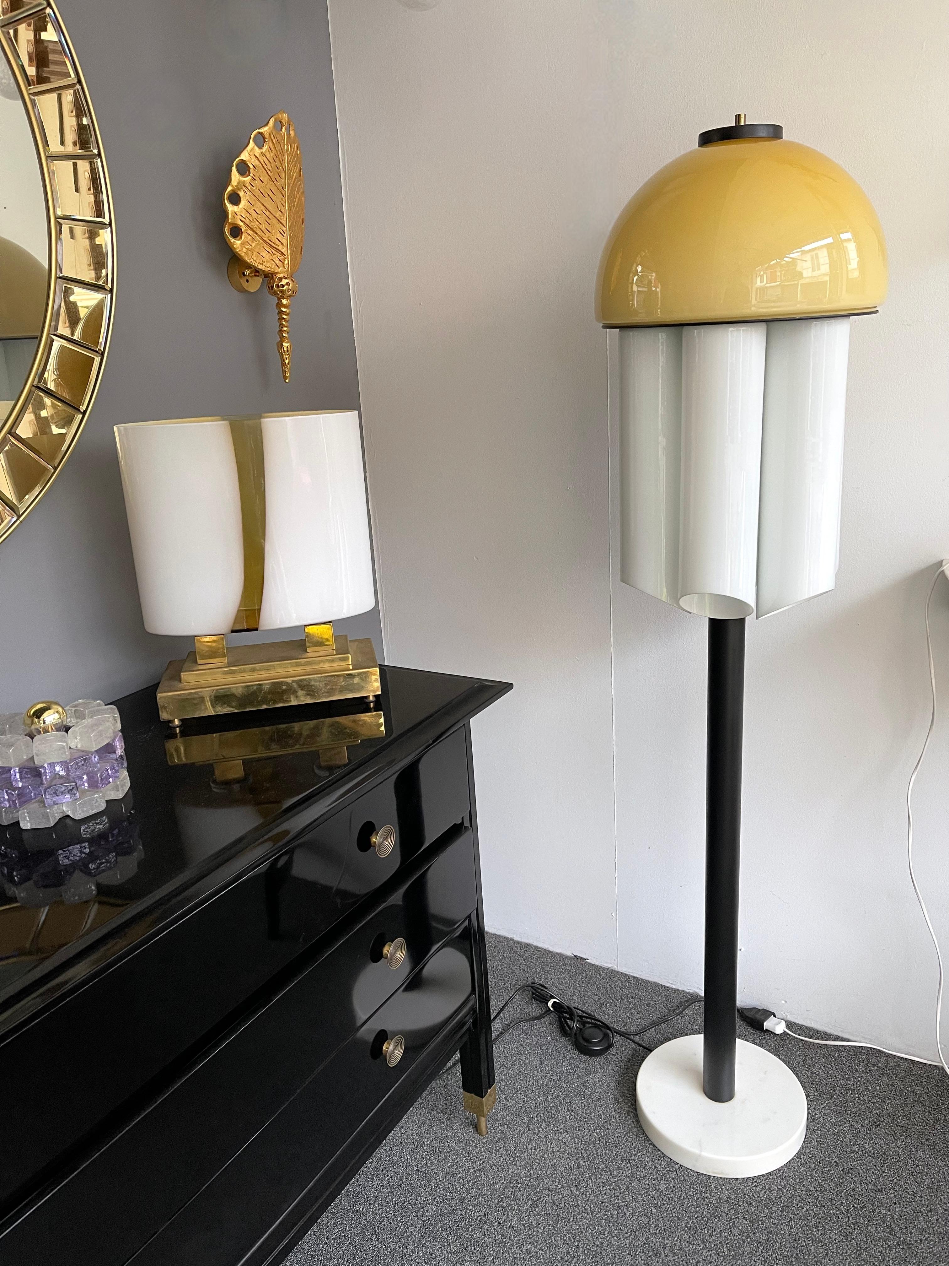 Floor Lamp Octopus Murano Glass Black Metal Marble, Italy, 1970s 4