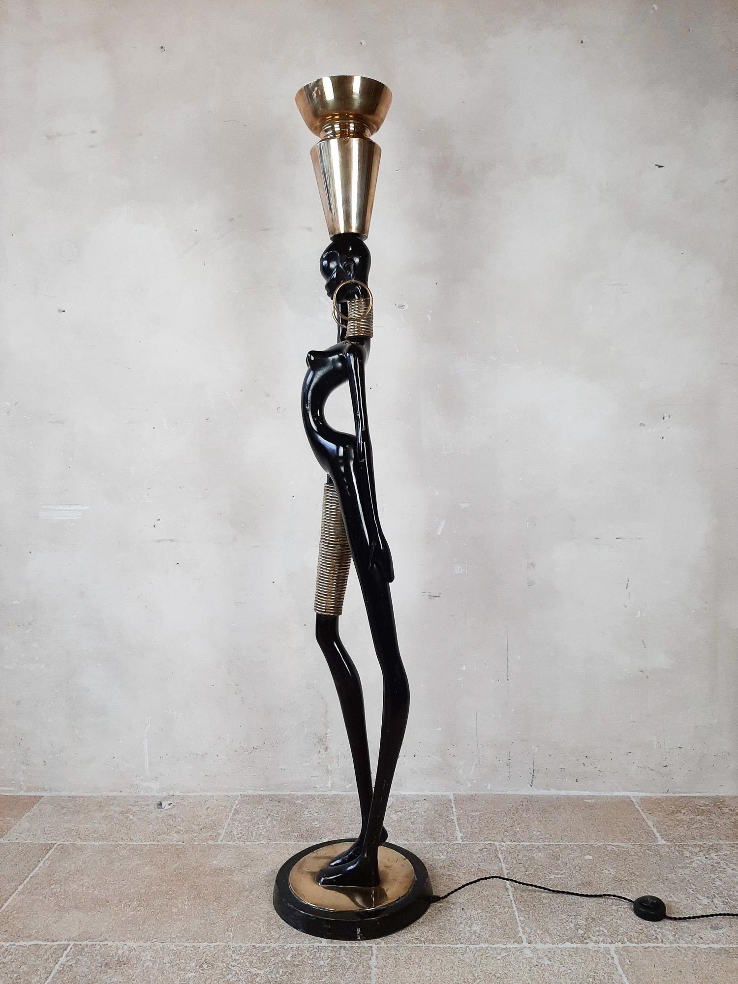 Art Nouveau Floor Lamp of a Beautiful African Woman with Urn, by Hagenauer, 1970s For Sale