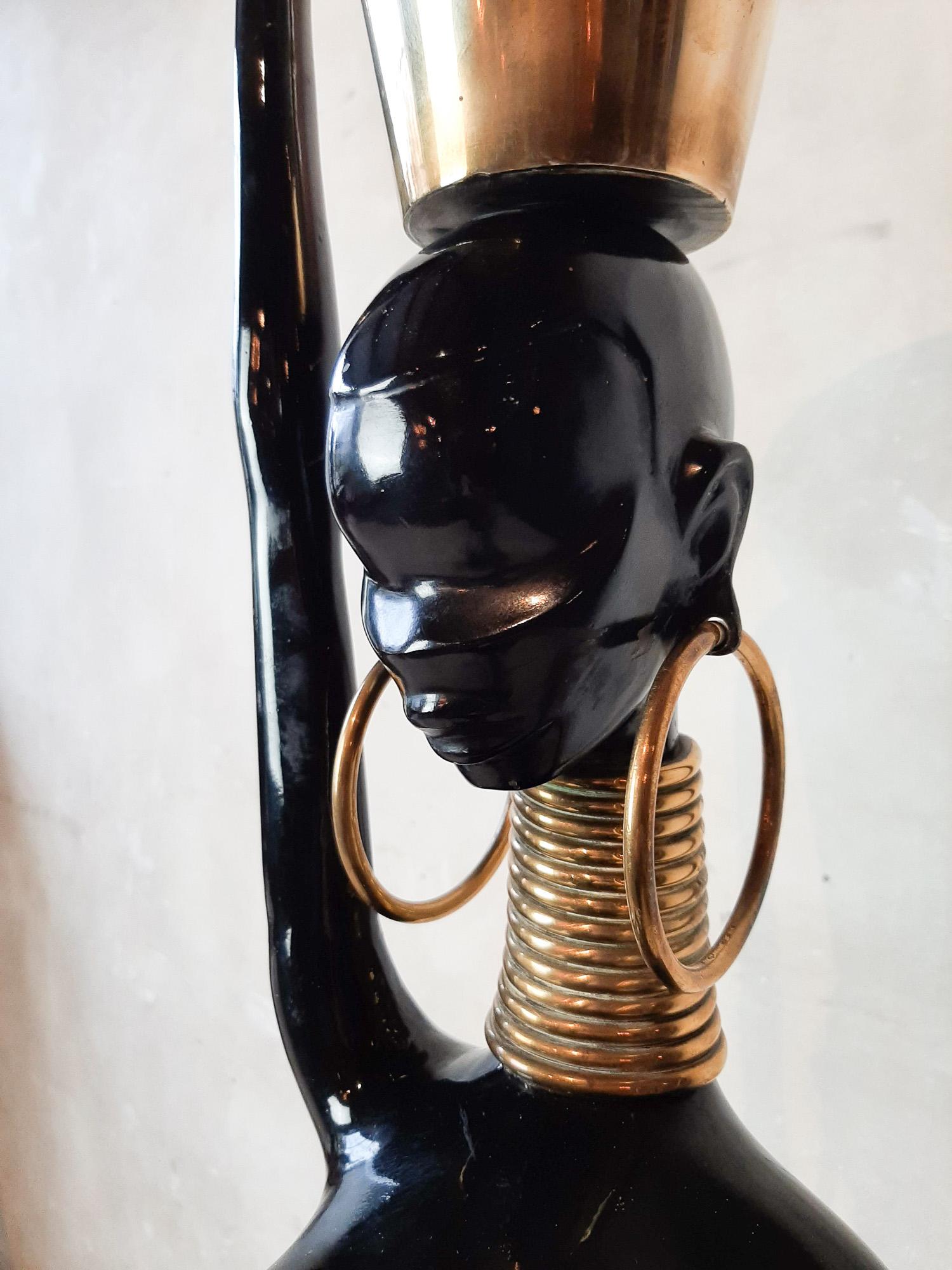 Floor Lamp of a Beautiful African Woman with Urn, by Hagenauer, 1970s For Sale 2
