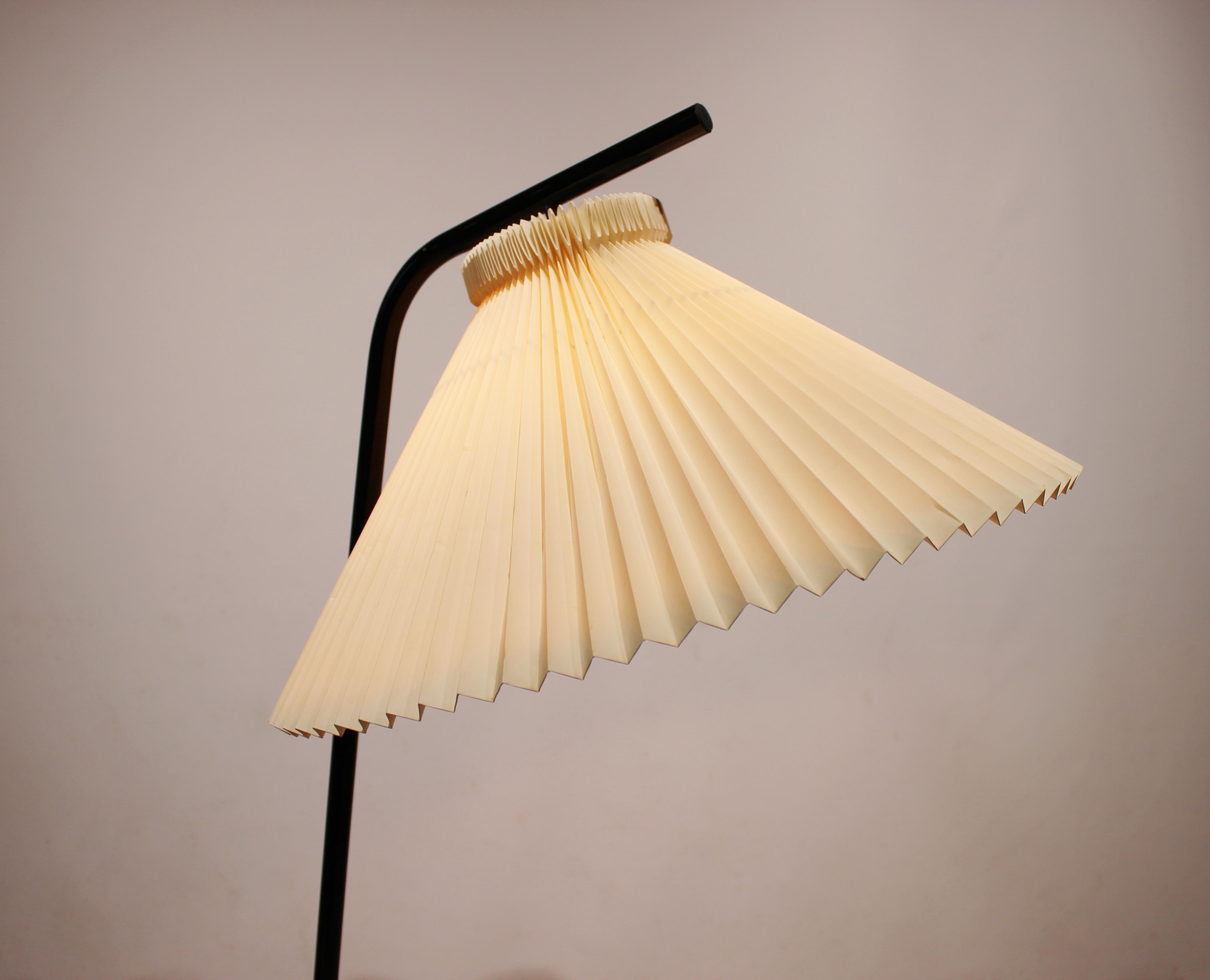Lacquered Floor Lamp of Danish Design from the 1980s with Shade by Le Klint