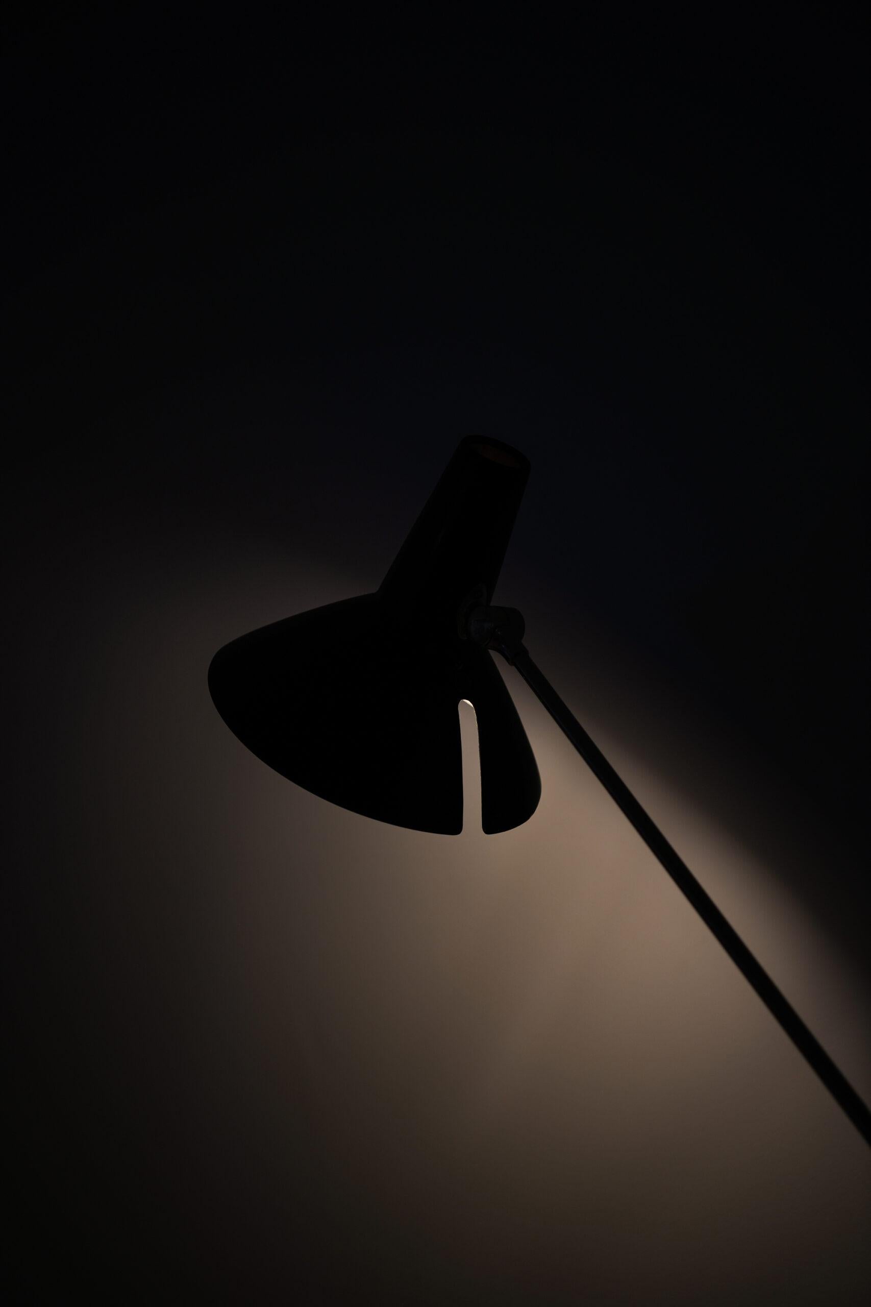 Lampadaire Produit par ASEA en Suède en vente 3
