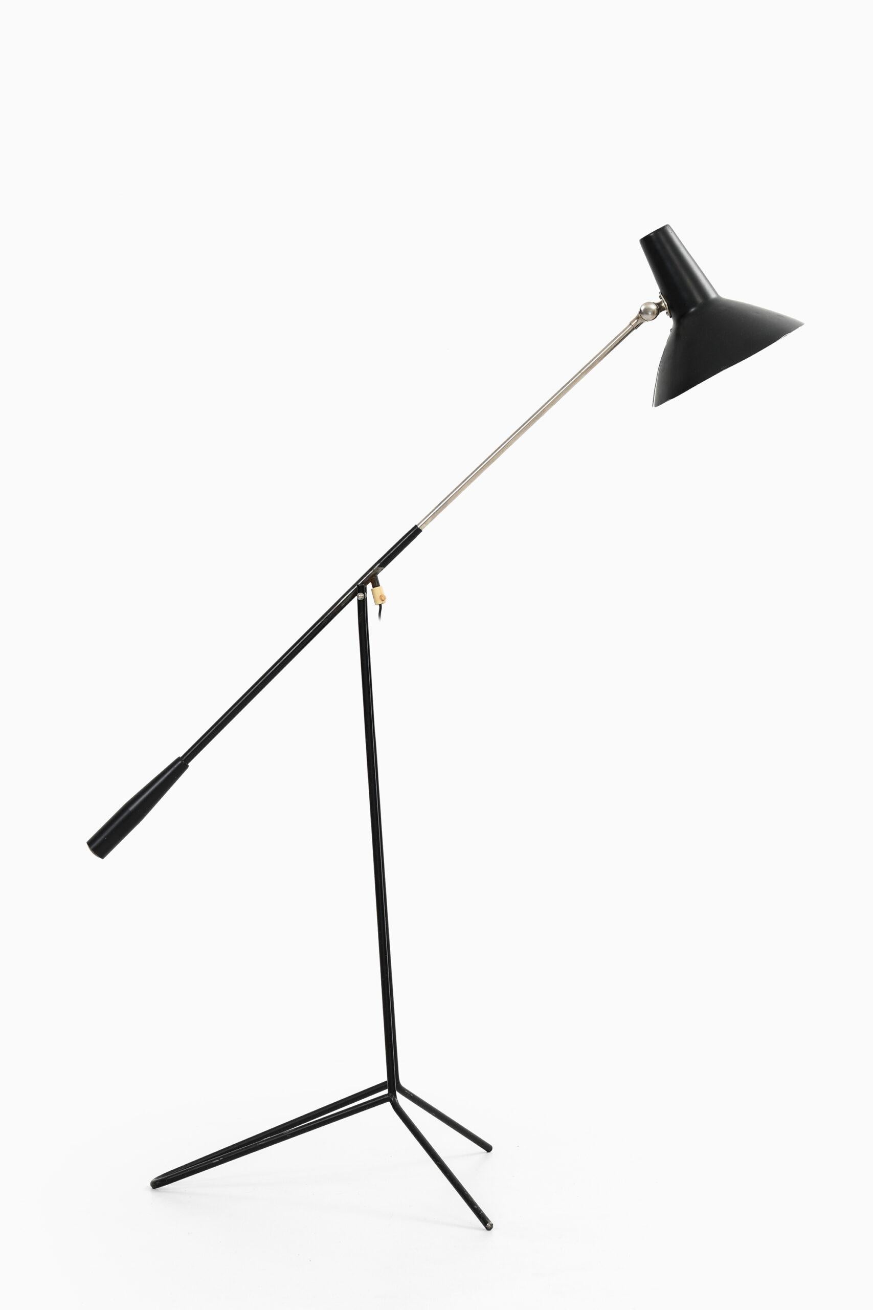 Stehlampe, hergestellt von ASEA in Schweden im Angebot 1