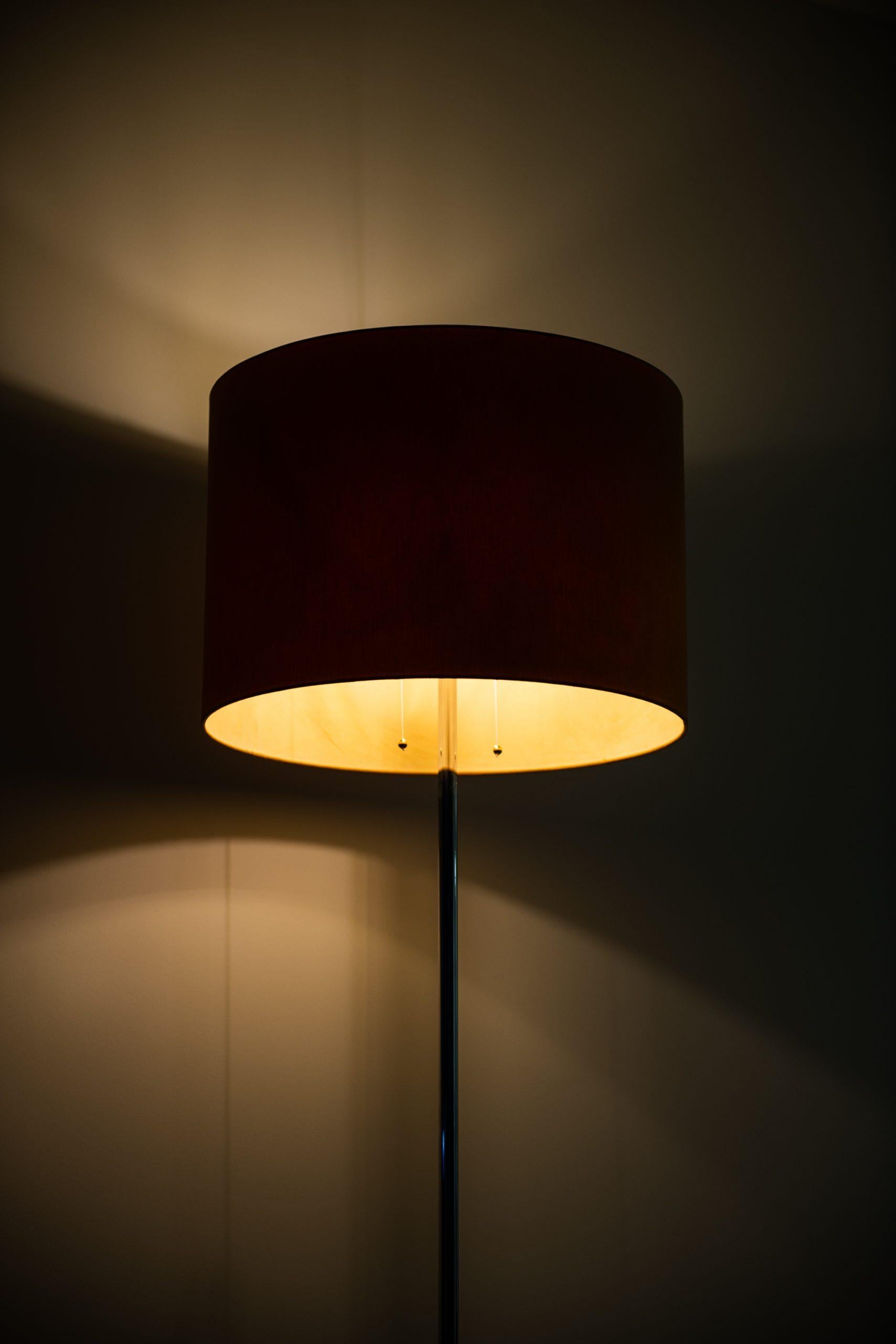 Floor Lamp Produced in Germany For Sale 3