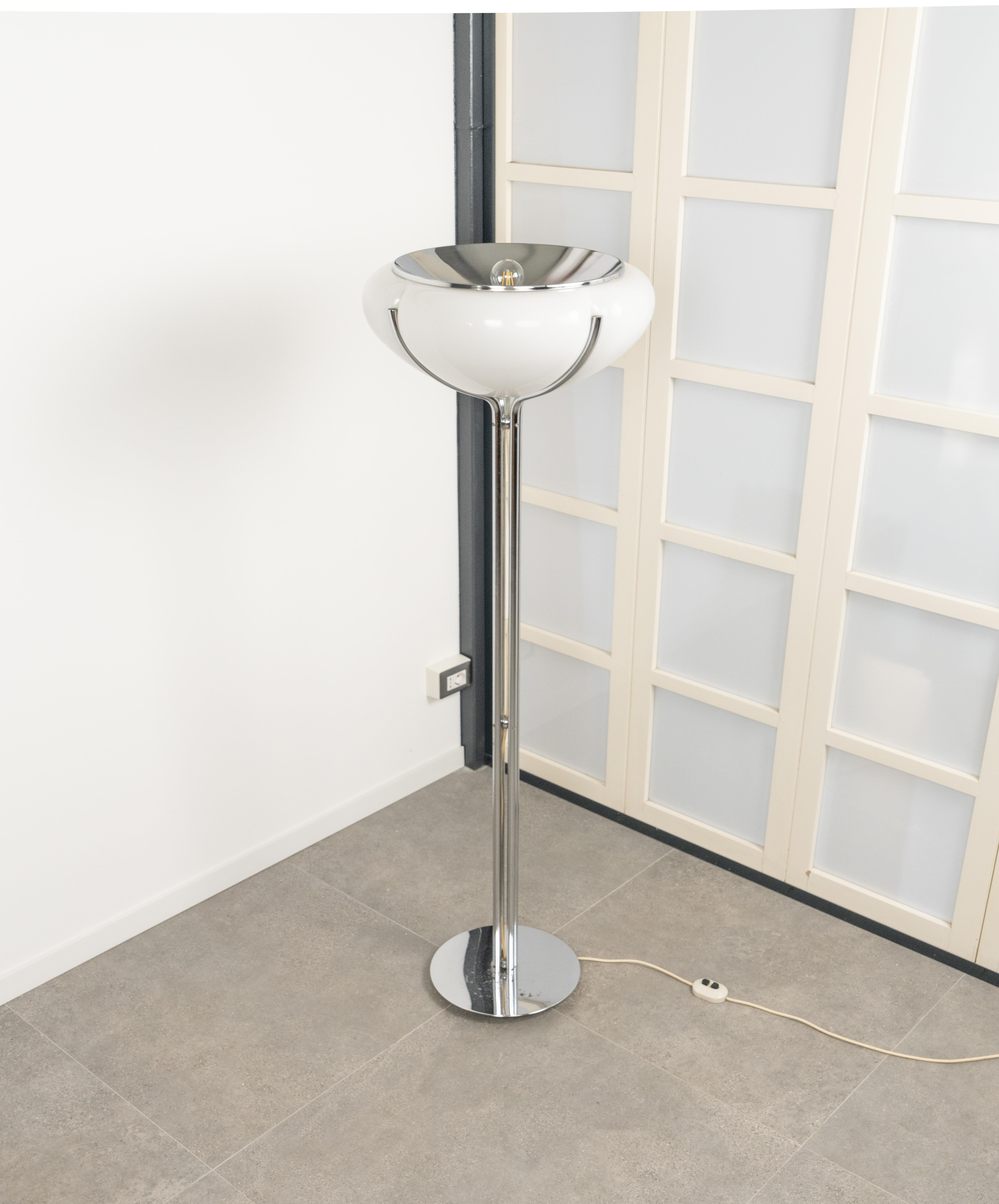 Métal Lampadaire Quadrifoglio de Gae Aulenti pour Harvey Guzzini, Italie, années 1970 en vente