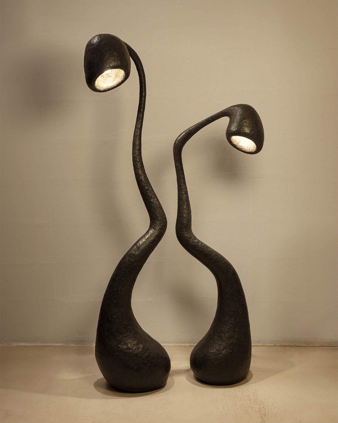 Lampadaire ROSTKI, Noir, Organic Bionic Design, Papier recyclé, Fait main en vente 3