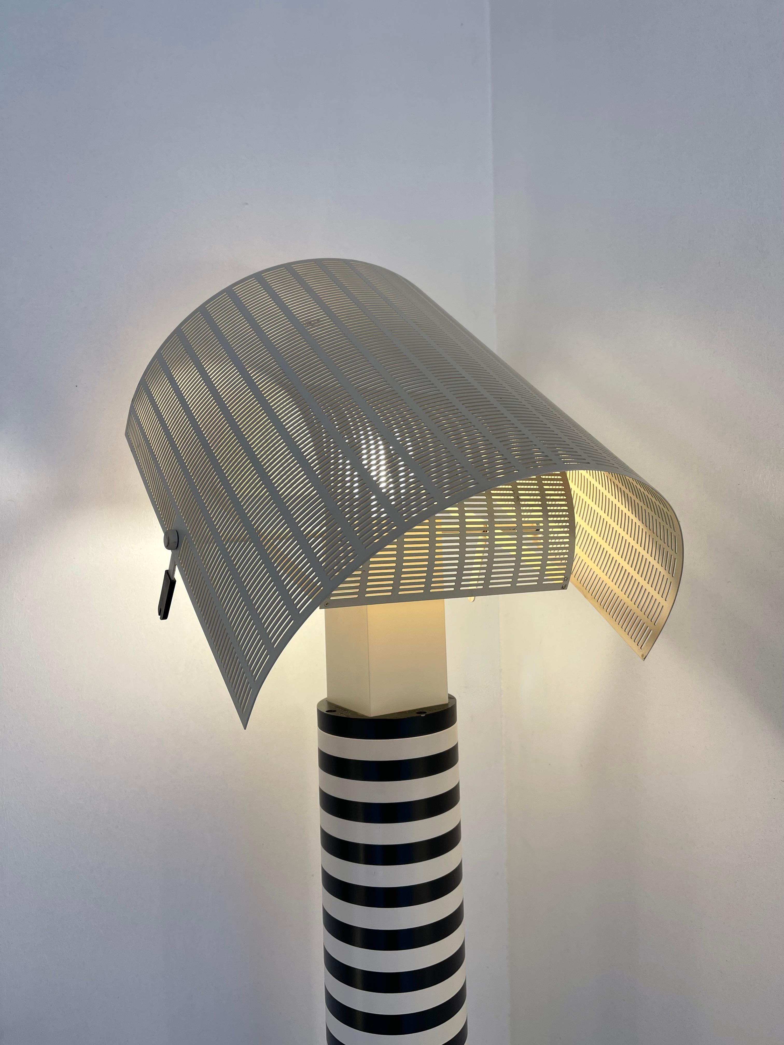 Stehlampe, entworfen von Mario Botta für Artemide. Italien, 1980er Jahre im Angebot 3