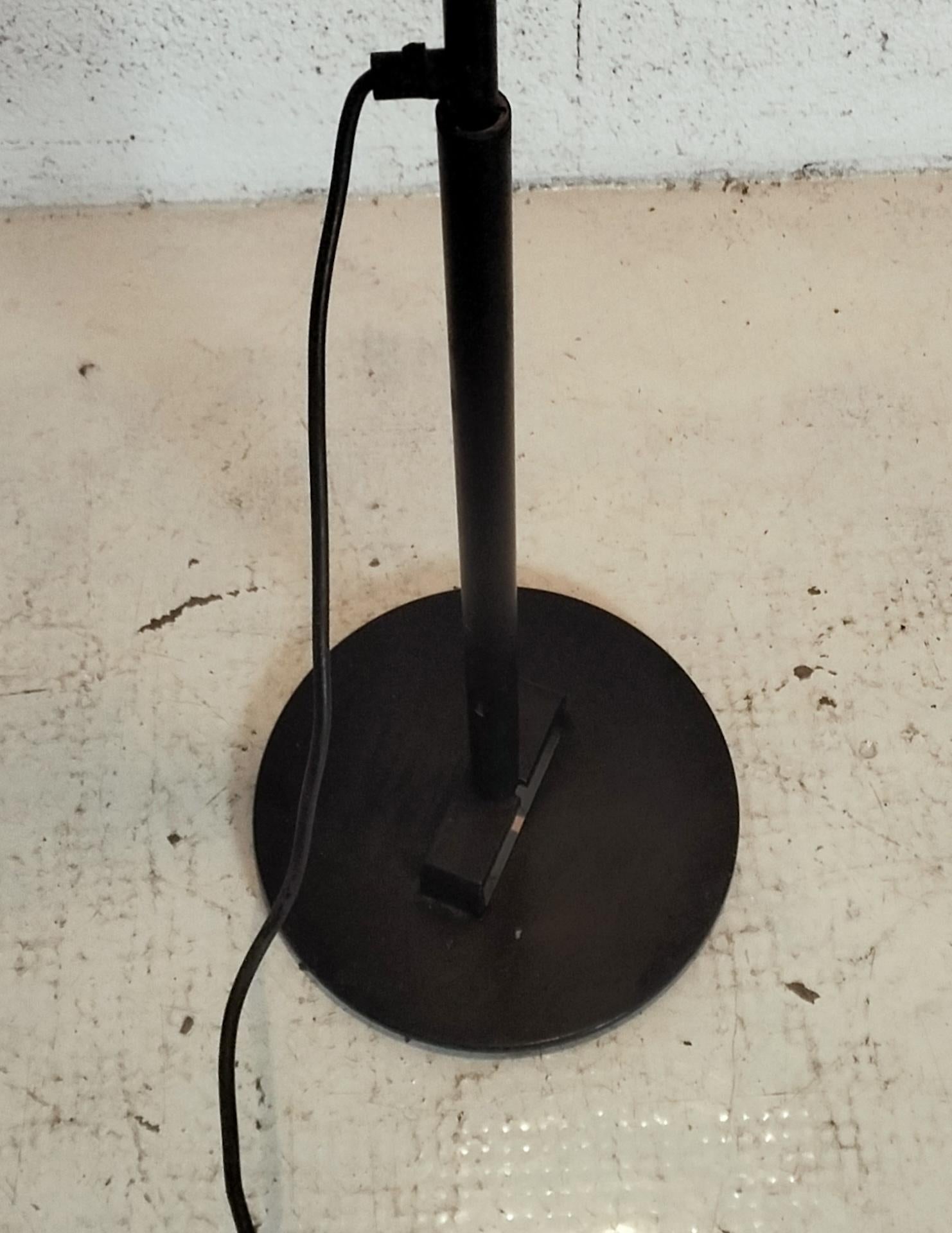 Mid-Century Modern Lampadaire Sintesi Terra par Ernesto Gismondi pour Artemide , 1970 en vente