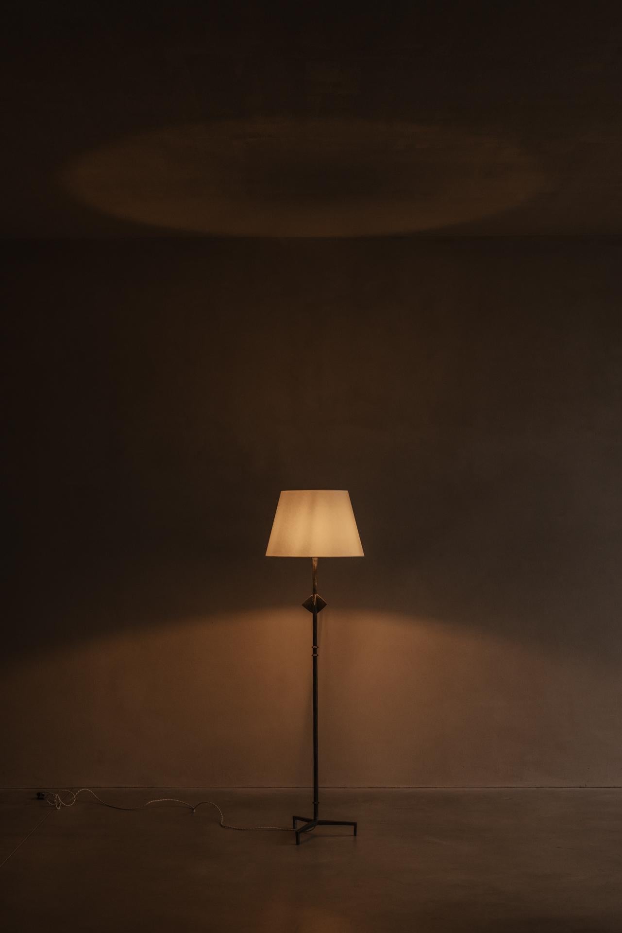 Floor Lamp - Star Model In Excellent Condition For Sale In Hasselt, VLI