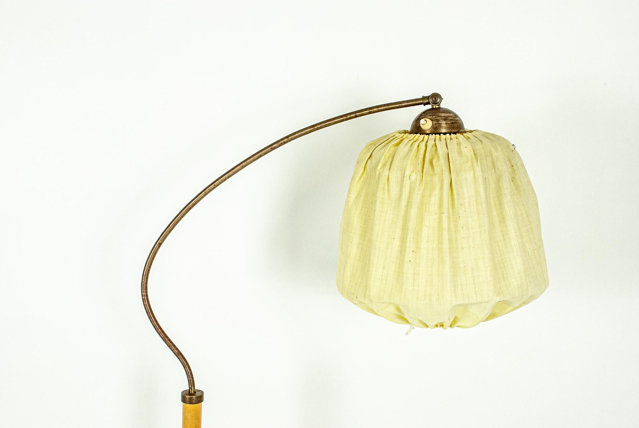 Nice lamp, Swedish modern. 