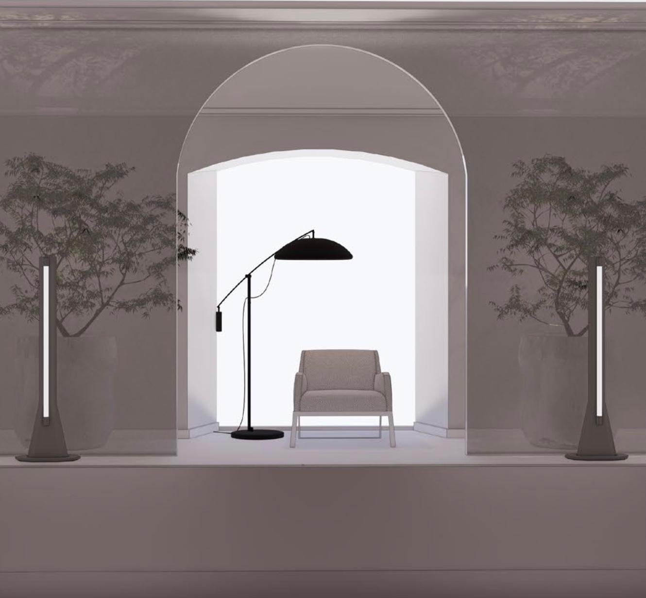 Stehlampe „Takayama“ von Man of Parts, weißes Metall + weißer Marmorsockel  im Angebot 3