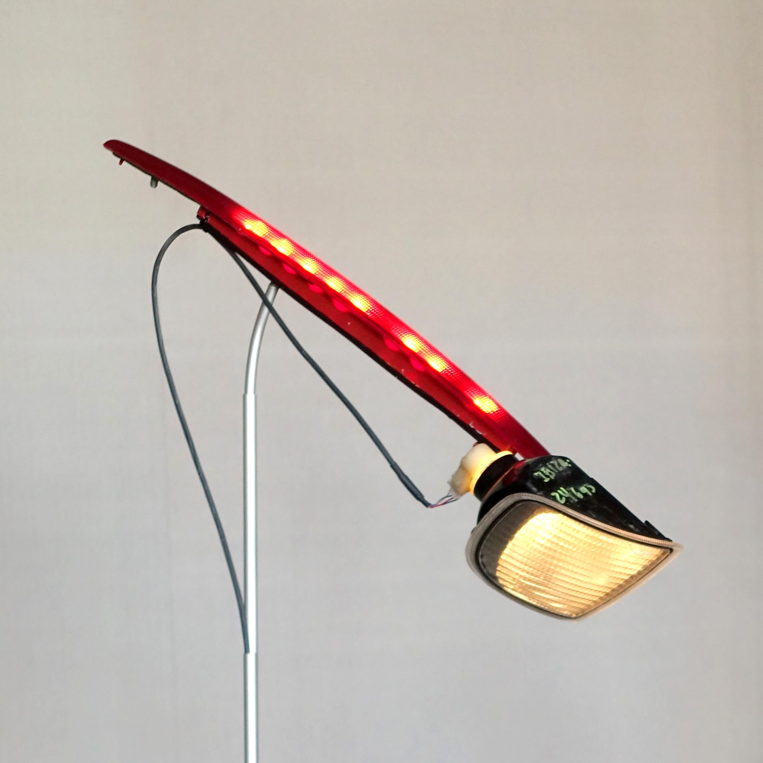 Brava Ibiza Floor Lamp – Contemporary Upcycled Lighting from Second-Hand Vehicle In New Condition For Sale In Barcelona, ES