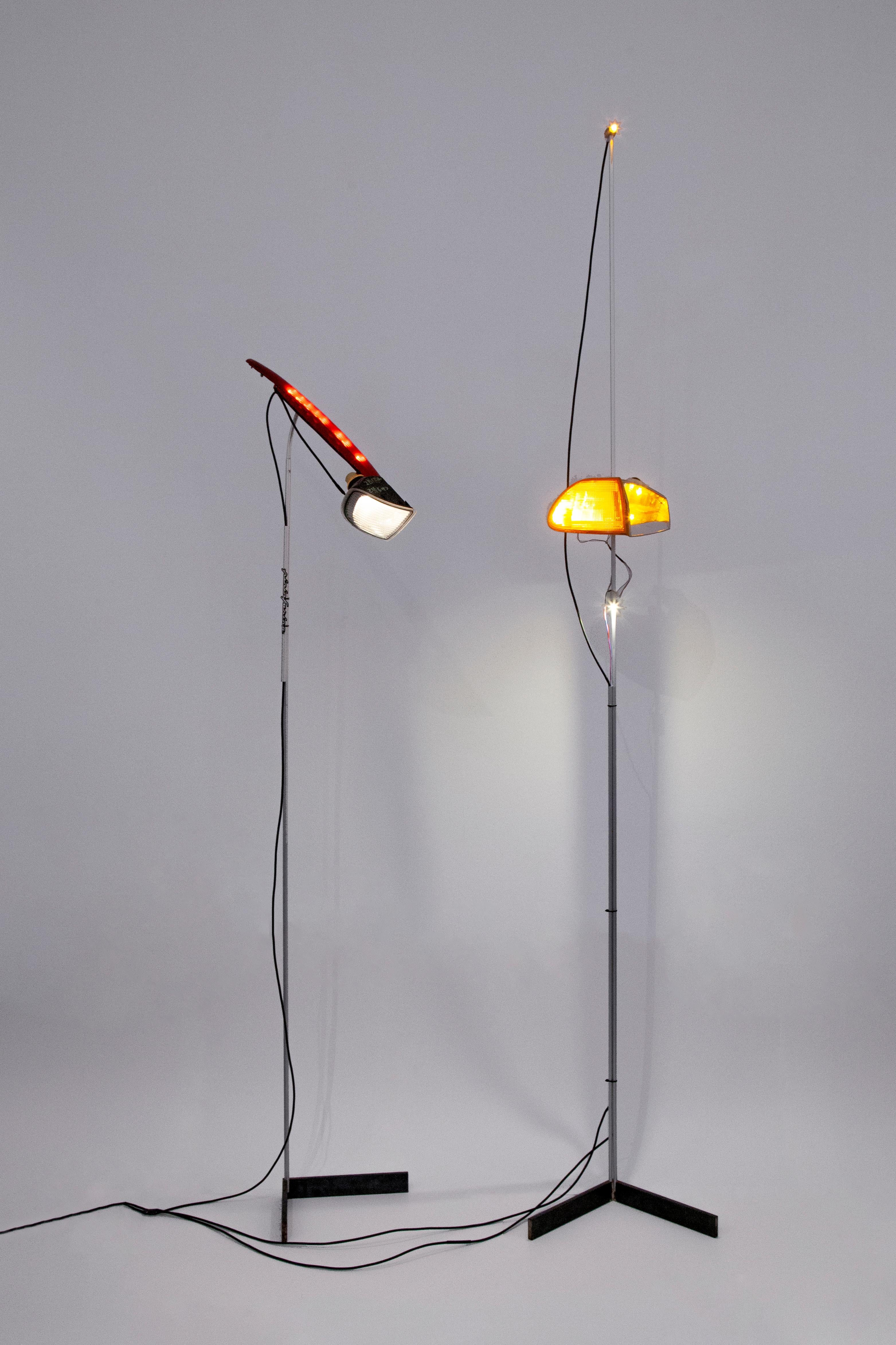 Alluminio Lampada da terra riciclata da veicoli di seconda mano Contemporary Clio 2 di Antoni Arola in vendita