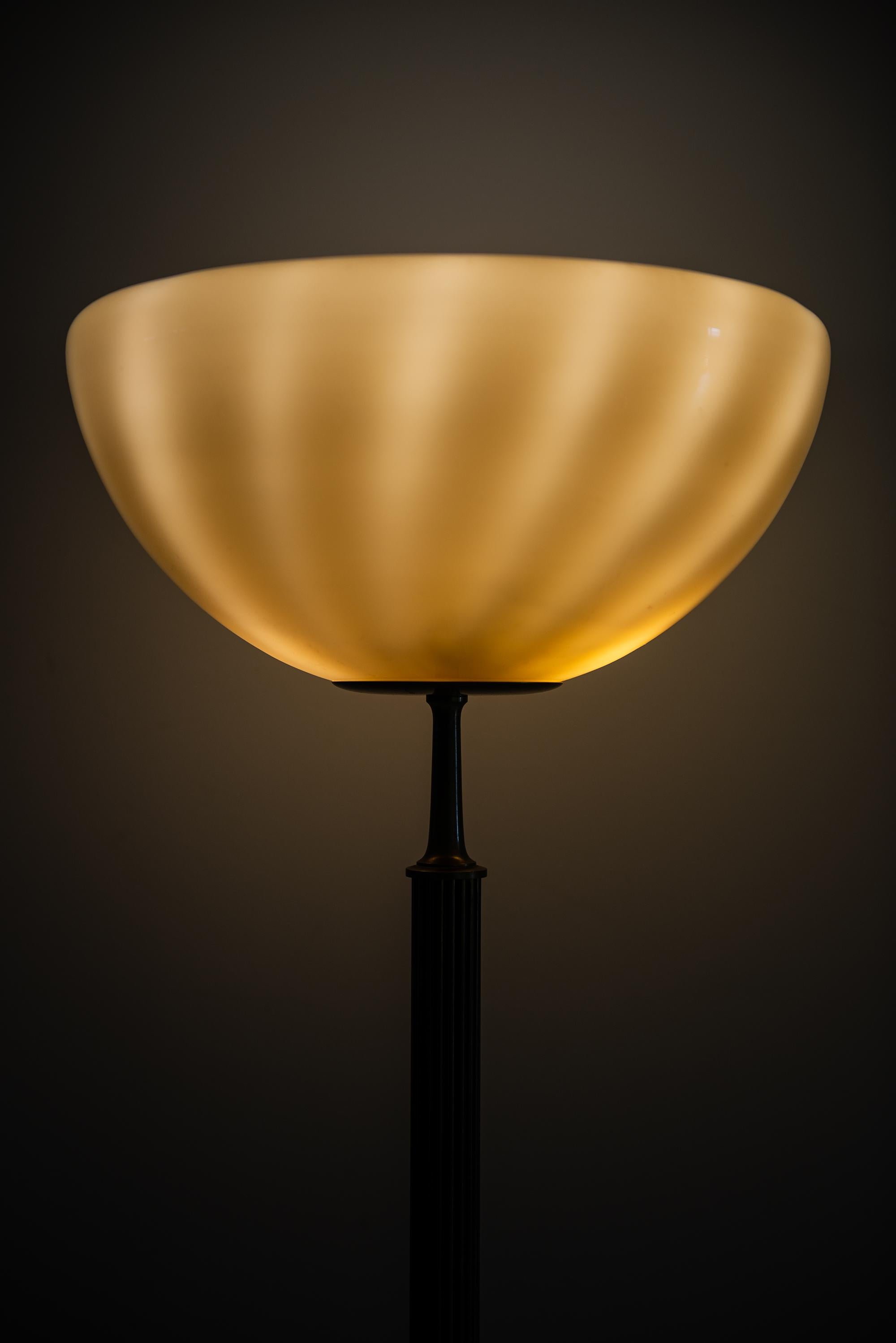 Floor Lamp / Uplight in Brass and Glass Produced in Sweden 2