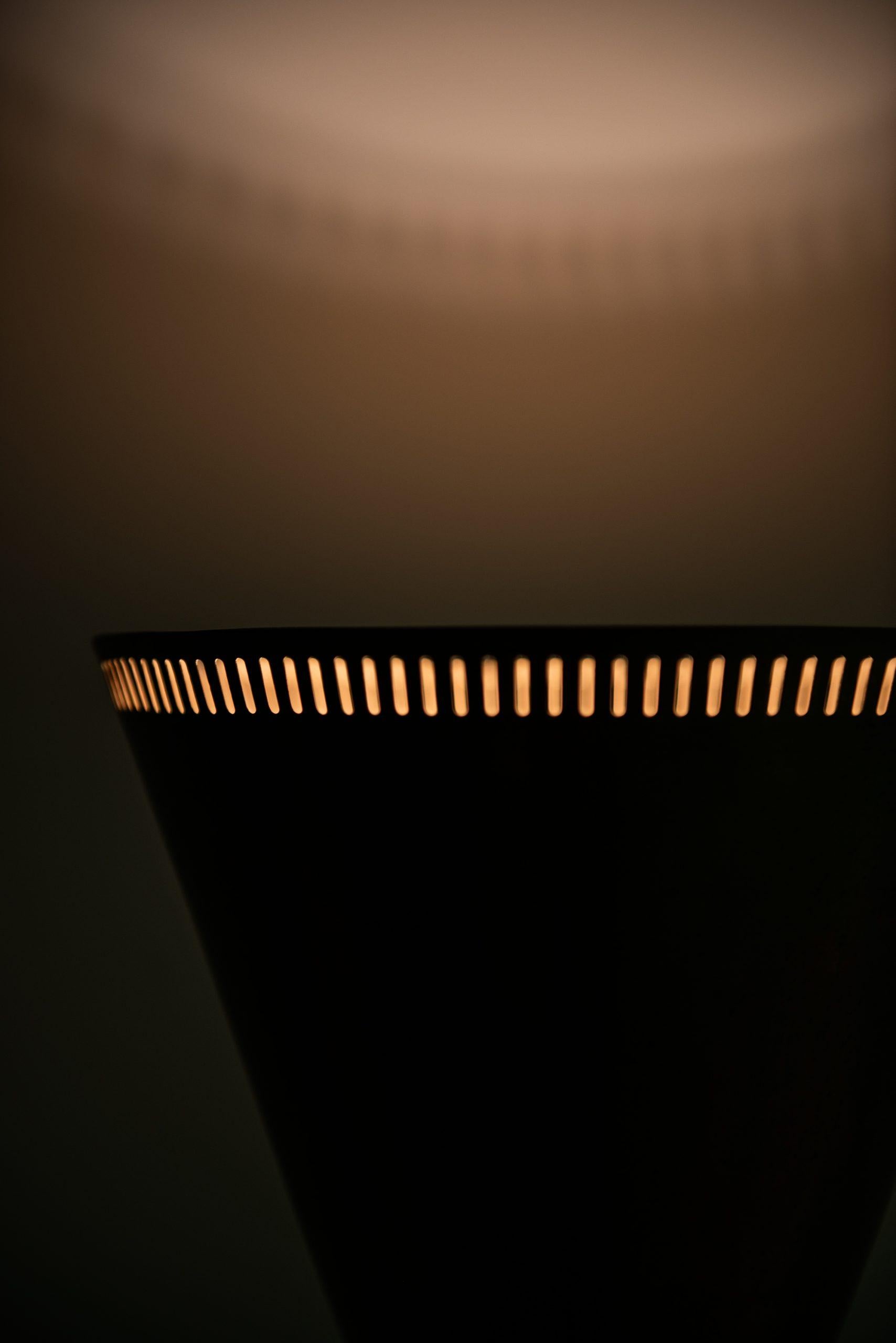 Floor Lamp / Uplight Probably Produced in Sweden In Good Condition In Limhamn, Skåne län