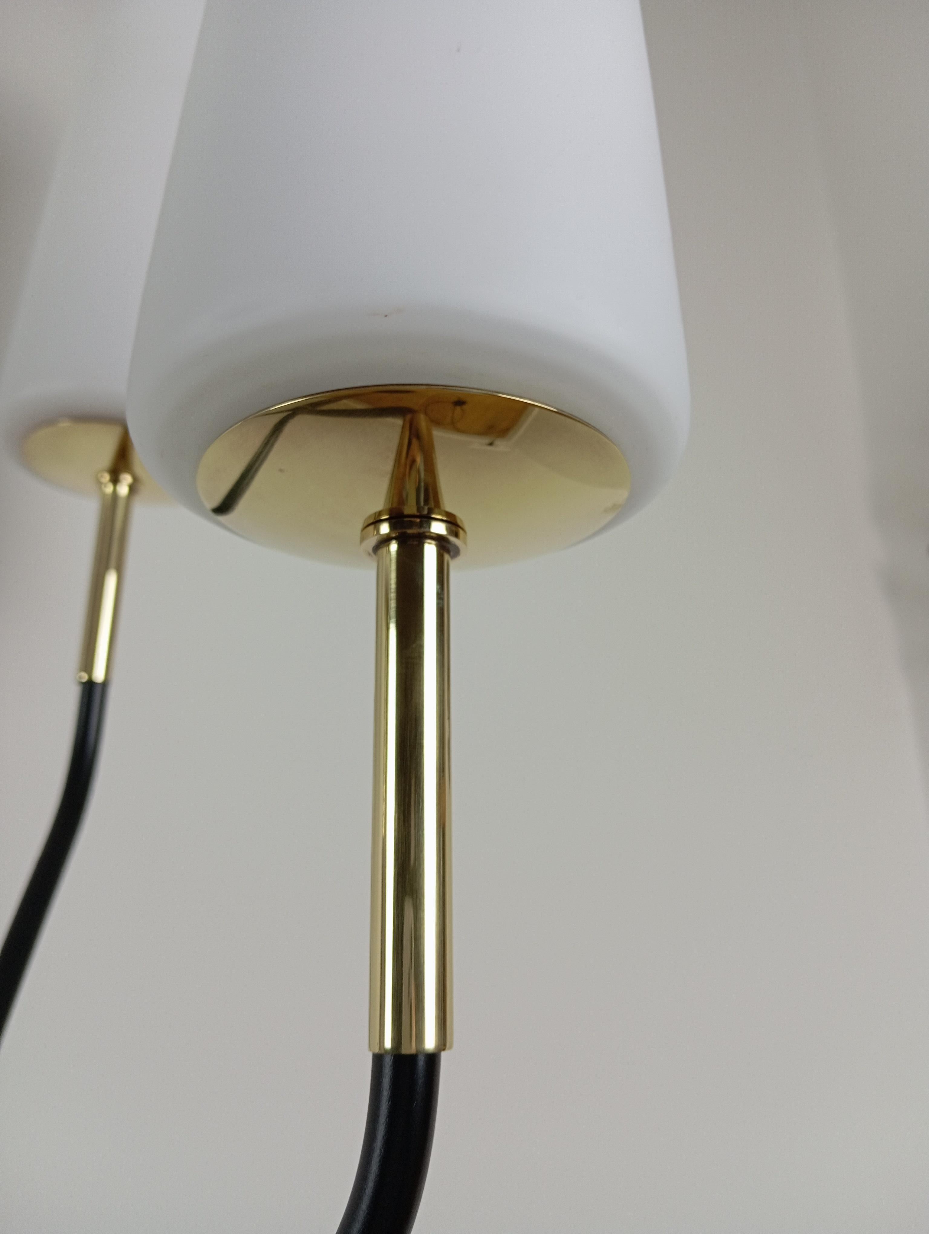 Floor lamp with 3 light arms, Maison Lunel circa 1950 For Sale 9