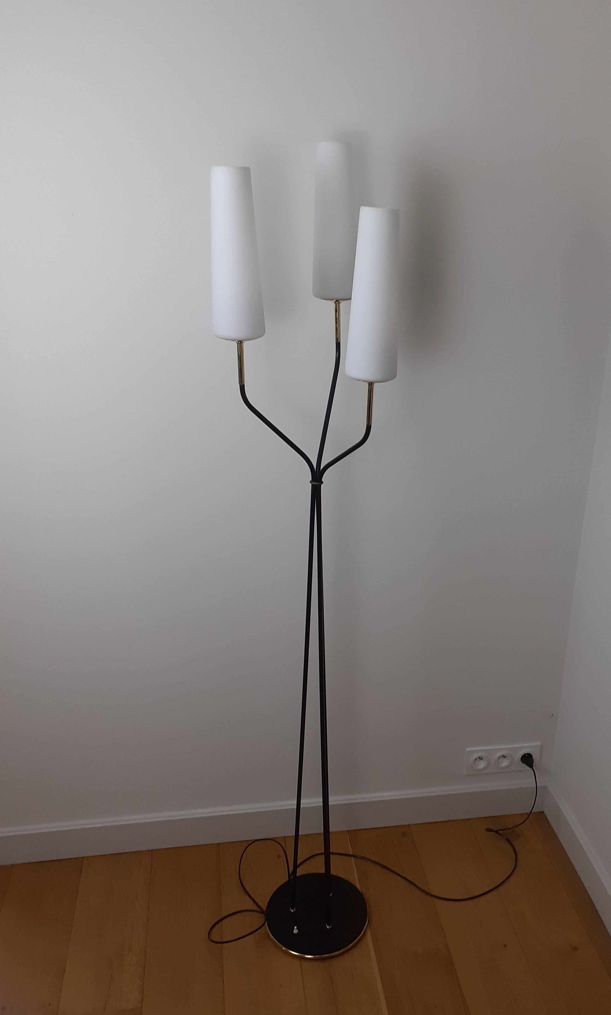 Floor Lamp with 3 Sconces, Lunel House, circa 1950 In Excellent Condition In Saint-Ouen, FR