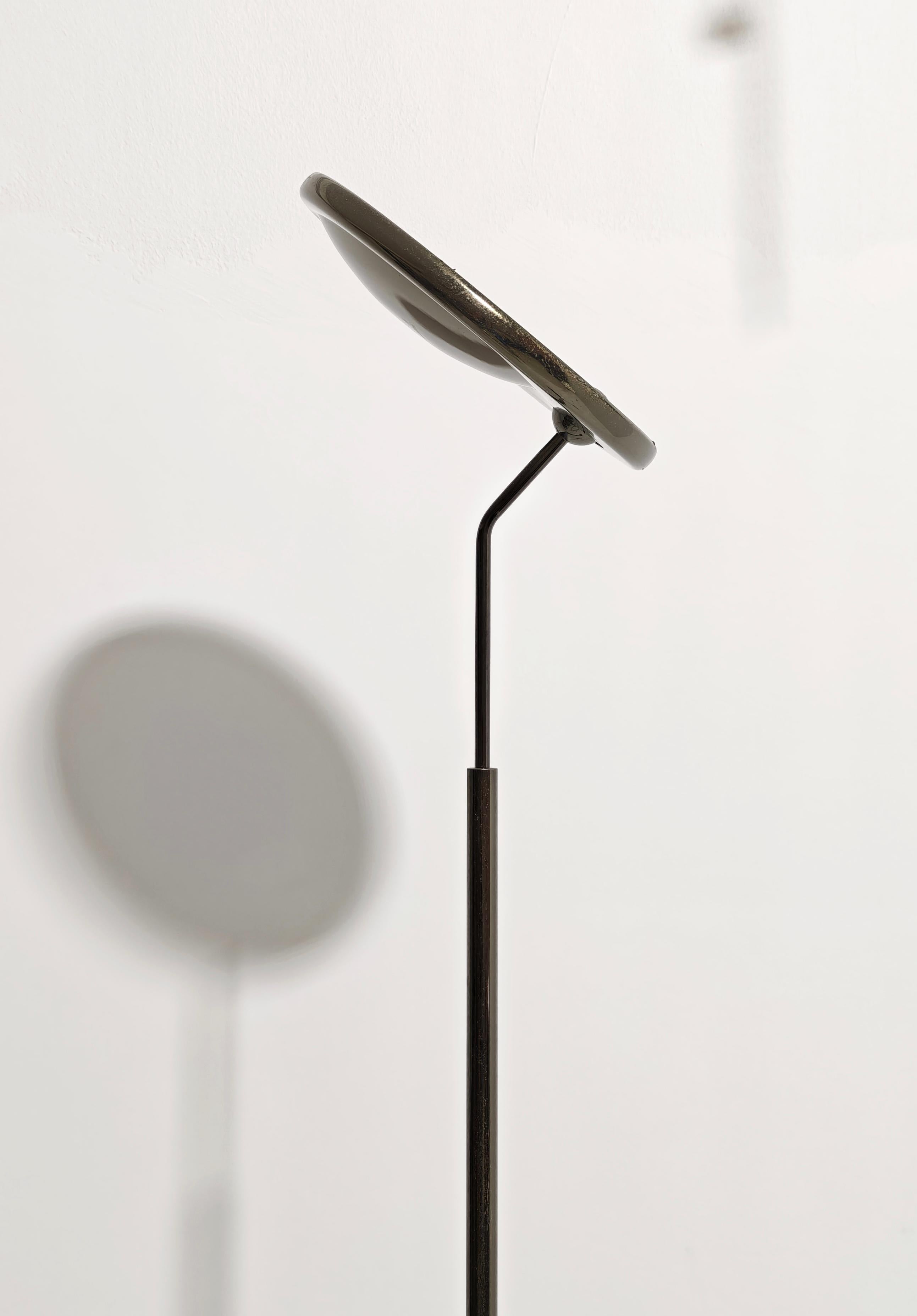 Floor Lamp With Adjustable Halogen Light in Bronzed Brass Mid-Century Modern 70s (Italienisch) im Angebot