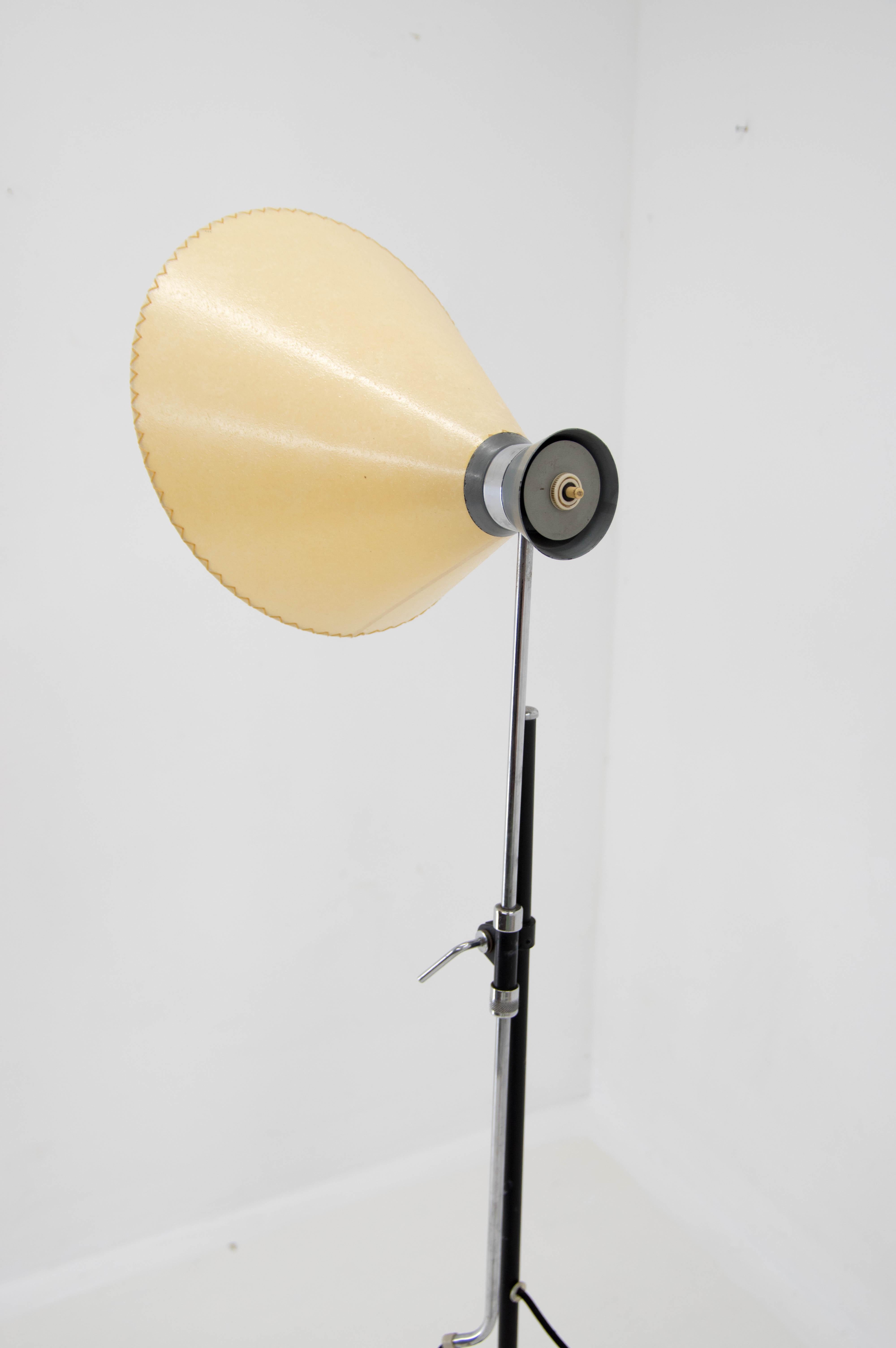 Floor Lamp with Adjustable Parchment Shade, 1960s For Sale 5