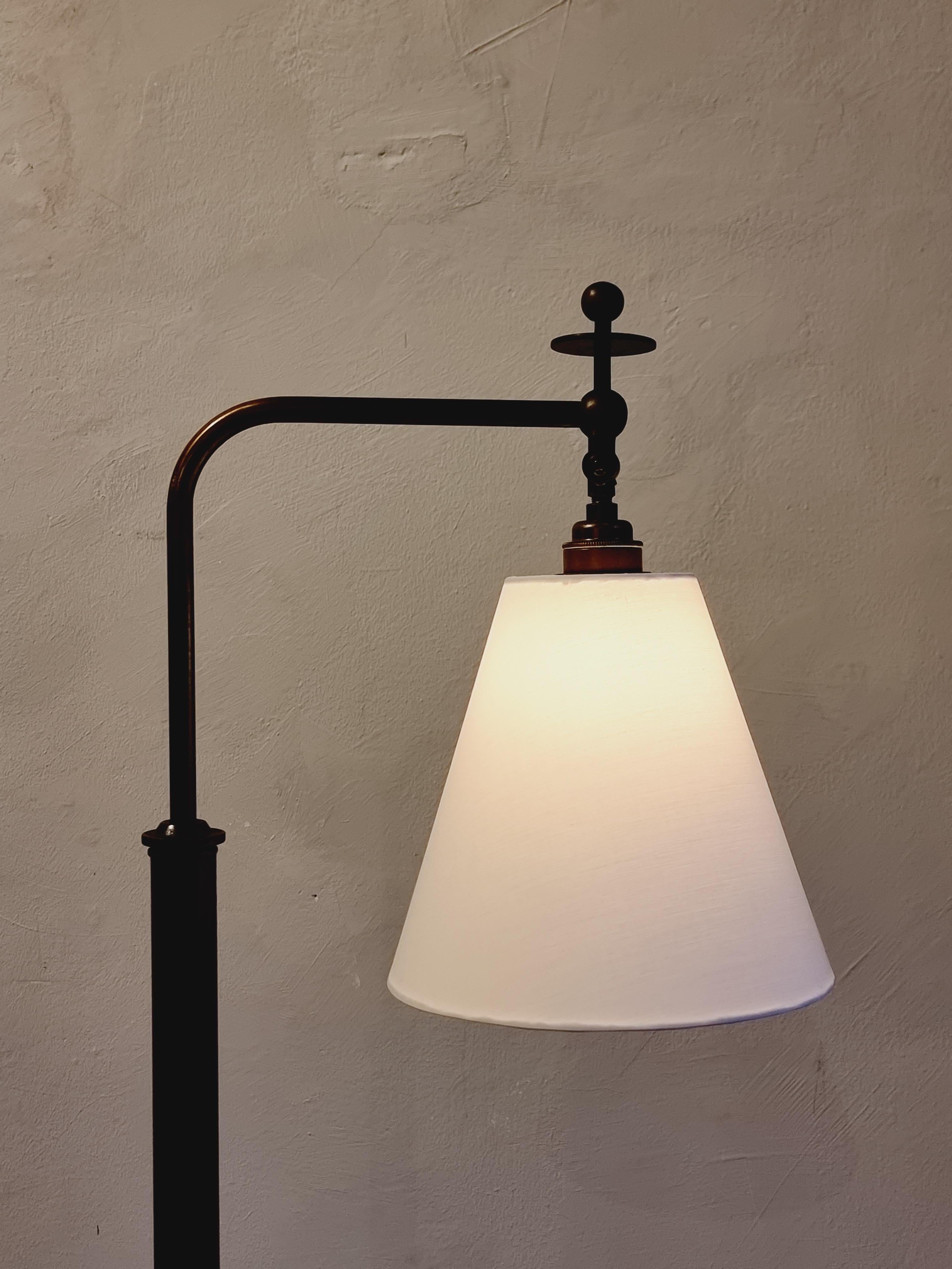Floor lamp with base in solid bronze, Swedish Grace 3