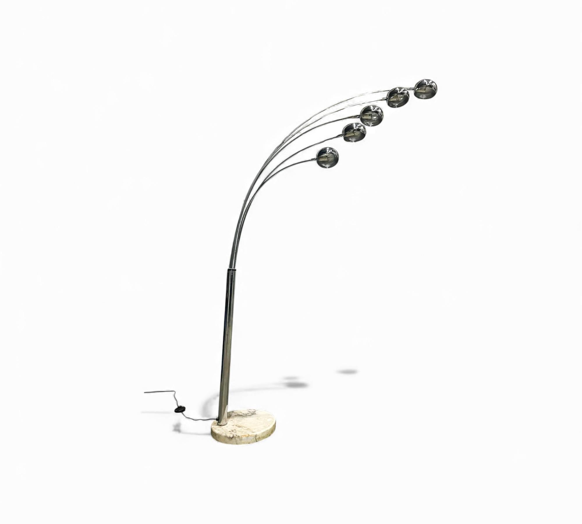 Intagliato Floor Lamp with Five Bulbs in Chrome, Glass & Marble, Unknown, 1960s in vendita