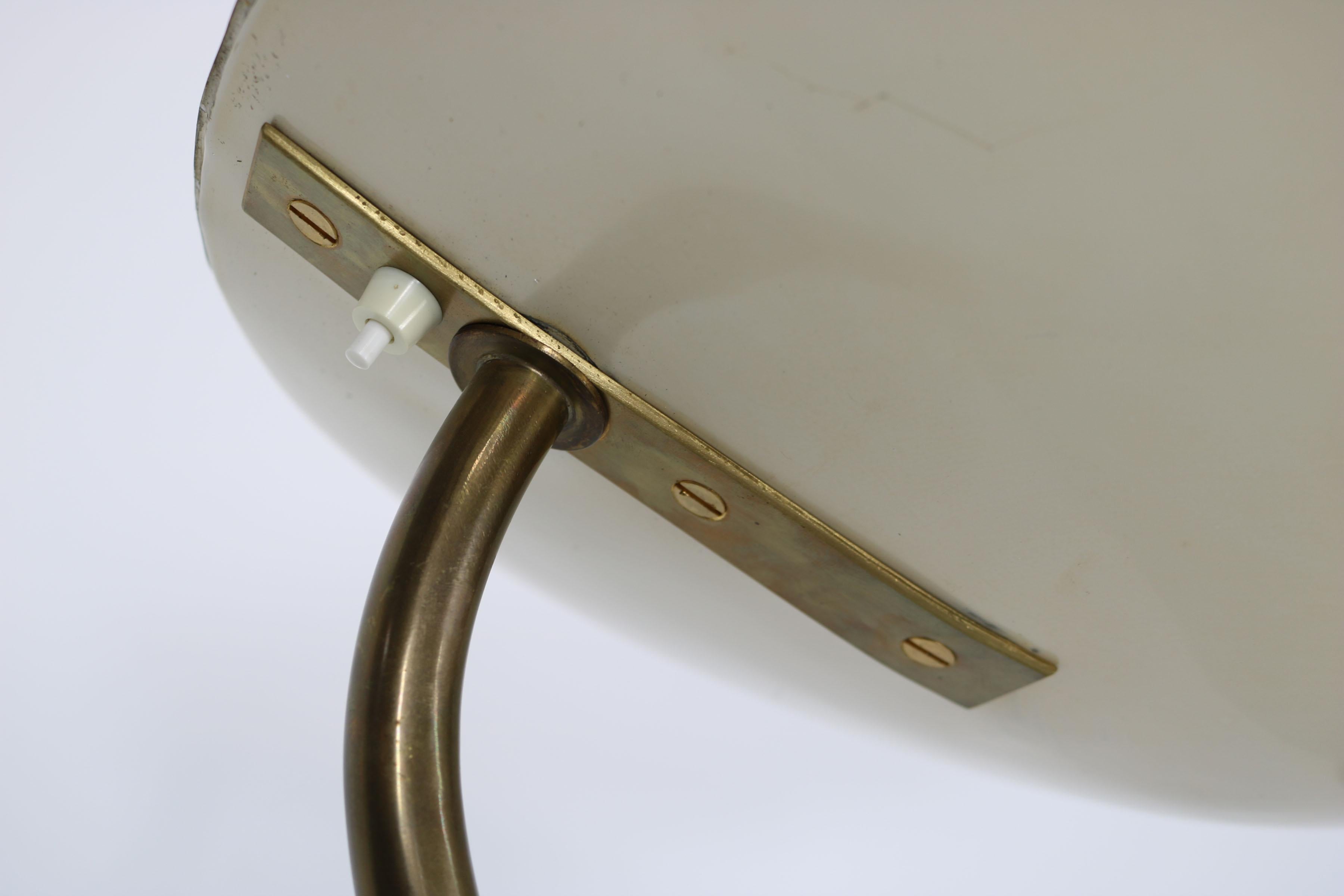 Stehleuchte mit lackierten Metallschirmen, von Eberth Zürich, Schweiz, 1950er Jahre (Messing) im Angebot