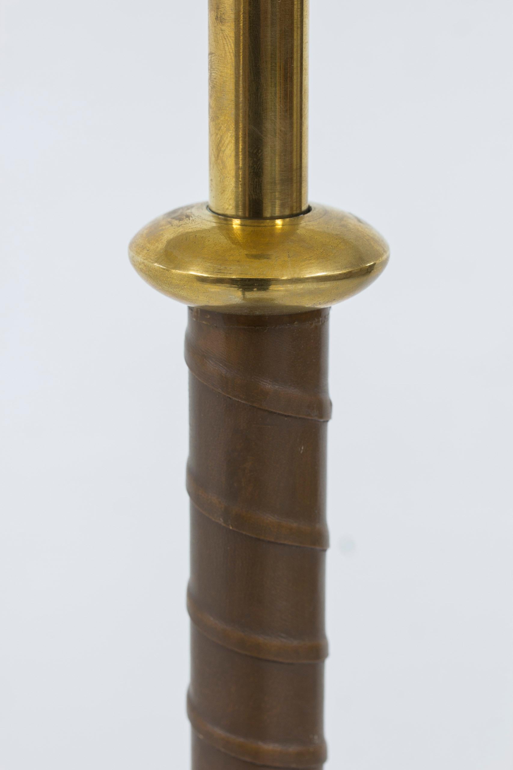 Mid-20th Century Floor lamp with leather and brass by Harald Notini, Böhlmarks, Sweden, 1950s For Sale
