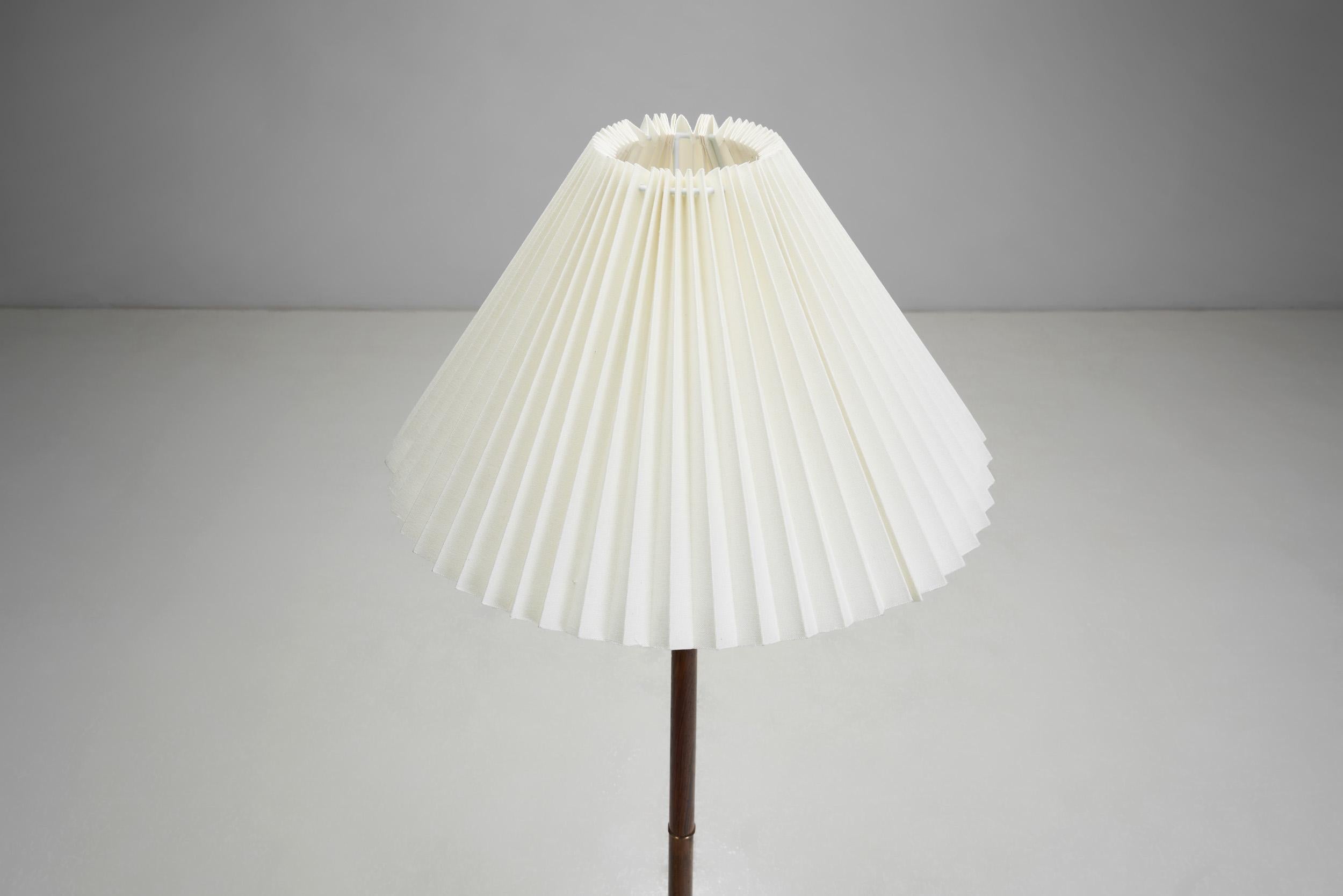 Lampadaire avec abat-jour froncé, Scandinavie, vers 1950 1