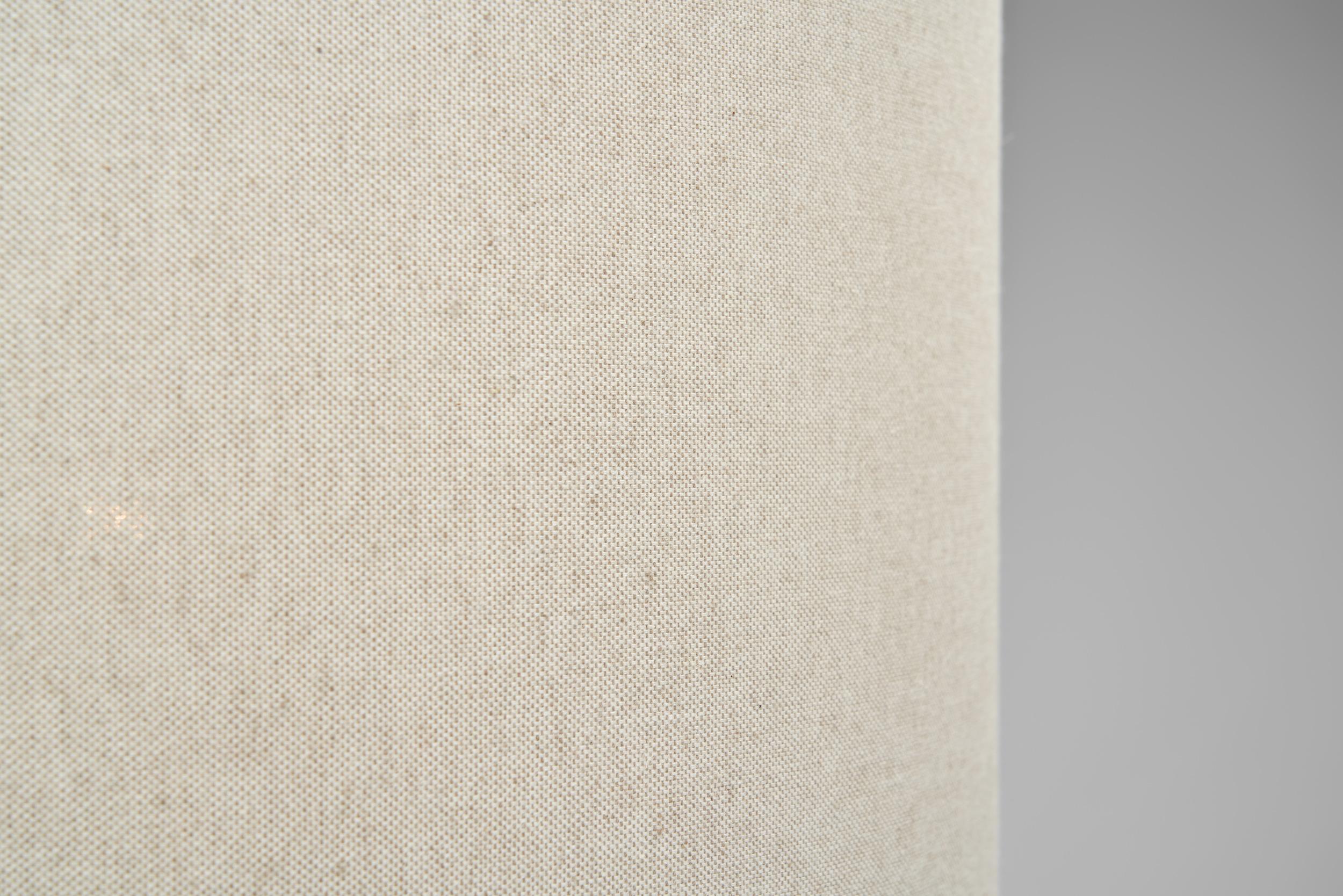 Lámpara de pie con base trípode de Svend Aage Holm Sørensen (Attr.), Dinamarca Años 50 en venta 3