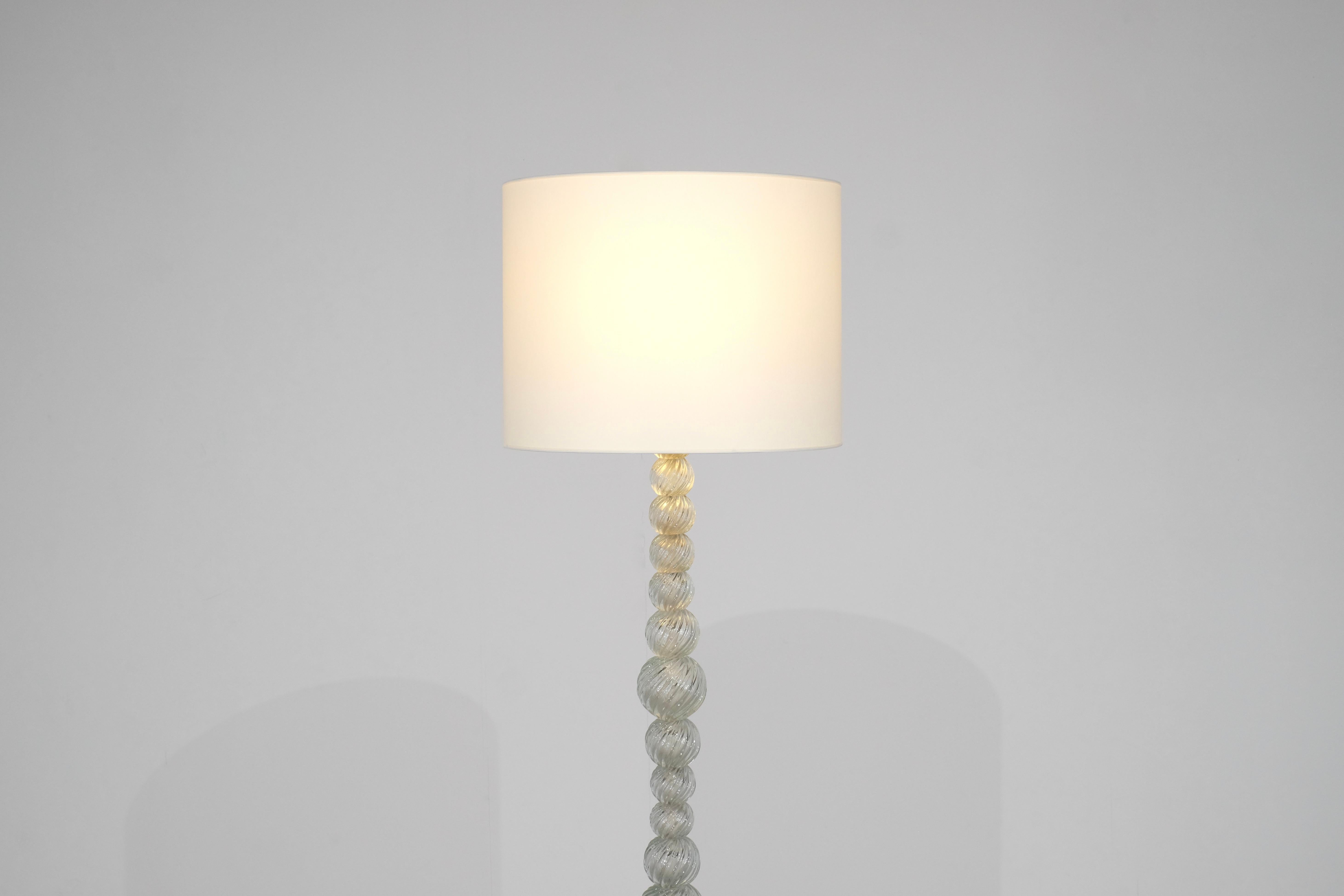Stehleuchte aus Murano und Bronze, Seguso Vetri, Italien, zugeschrieben. im Angebot 2
