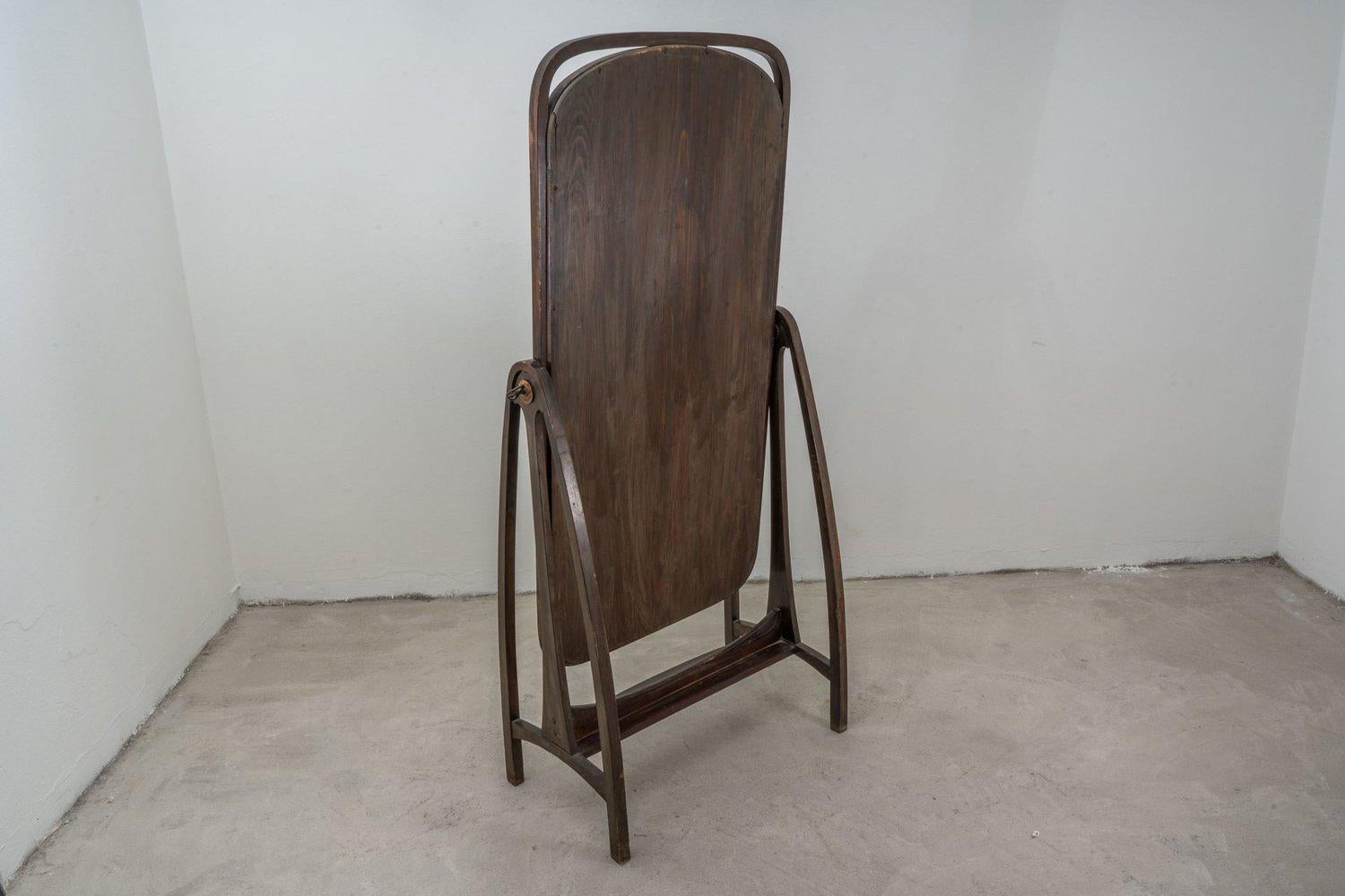 Standspiegel aus Buche von Michael Thonet für Thonet (Jugendstil)