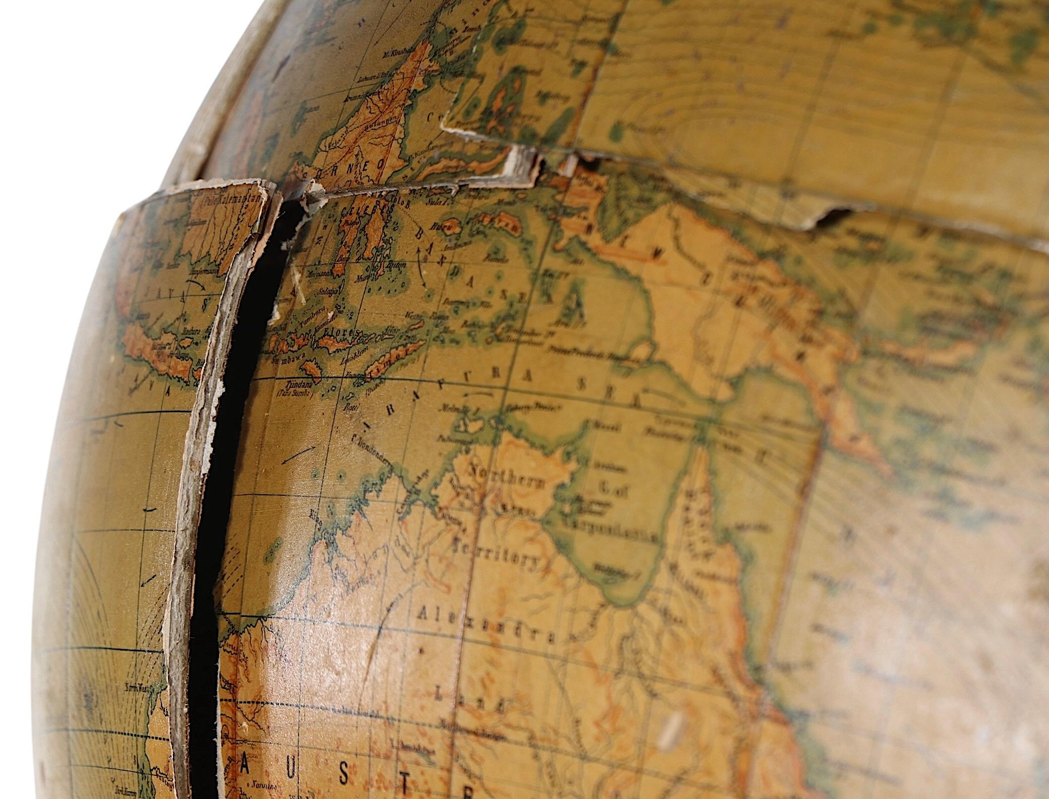 Modello di pavimento Terrestre  Globo realizzato in Germania da Dietrich Reimers Kiepert così com'è in vendita 3
